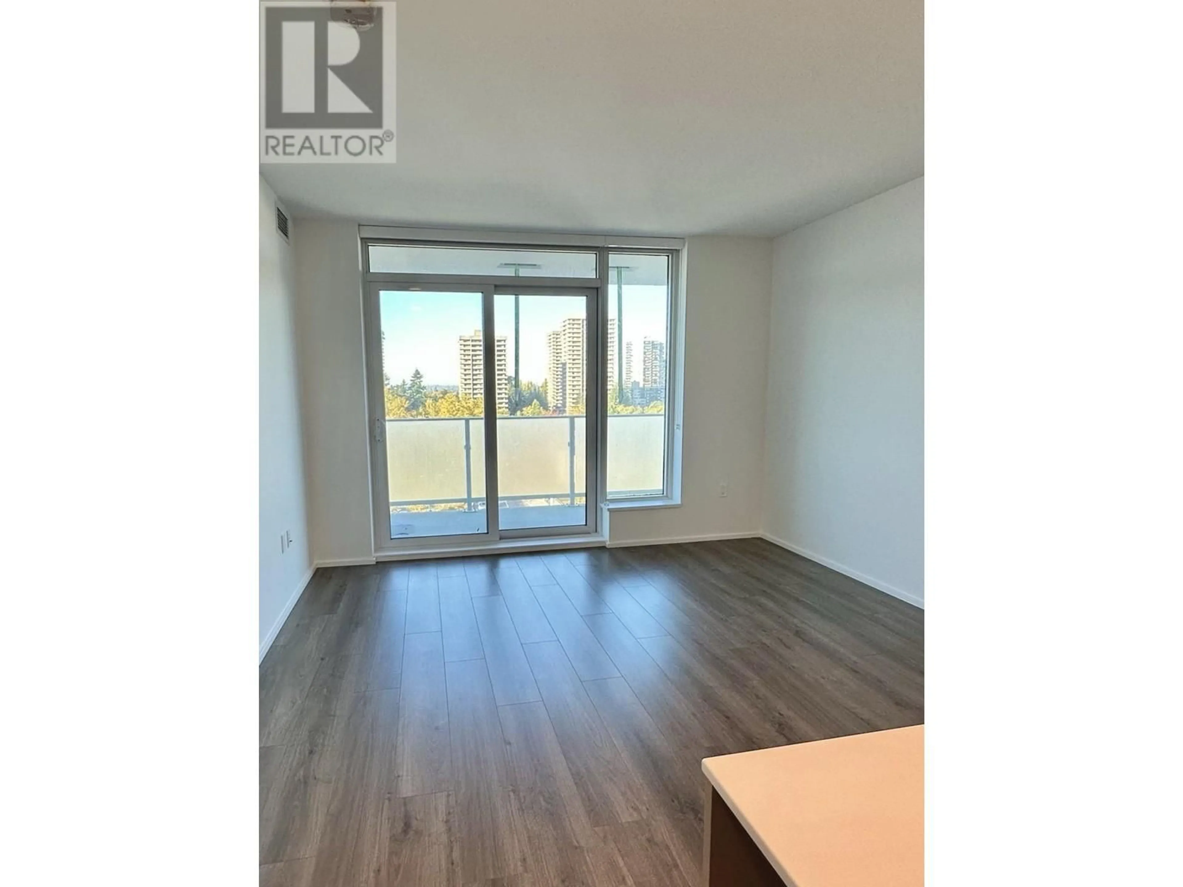 A pic of a room for 309 - 3833 EVERGREEN PLACE, Burnaby British Columbia V3J0M2