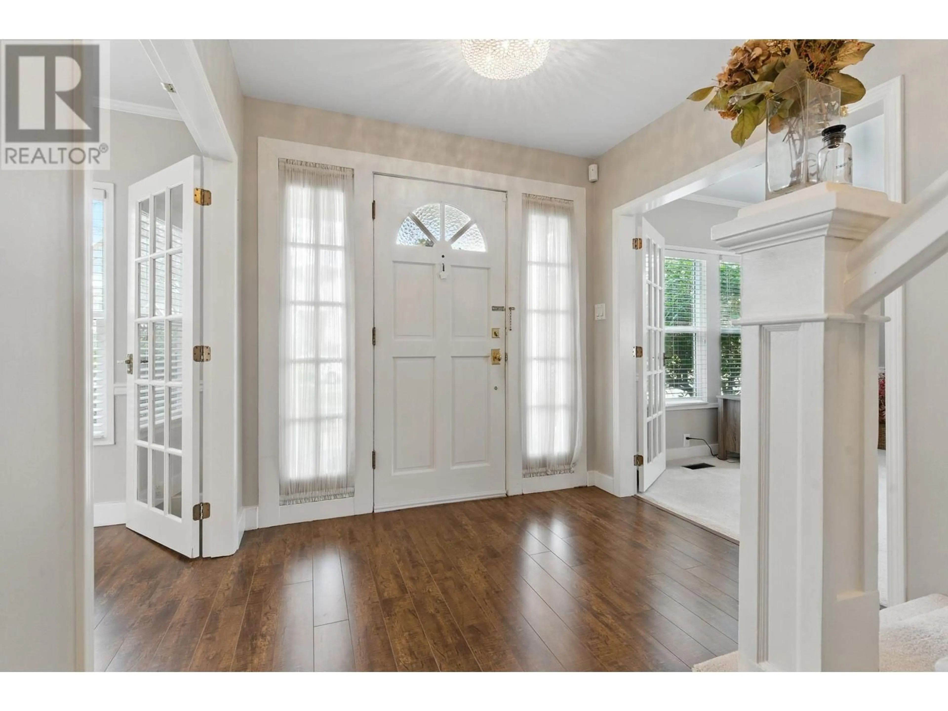 Indoor entryway for 3506 42ND AVENUE, Vancouver British Columbia V6N3H6