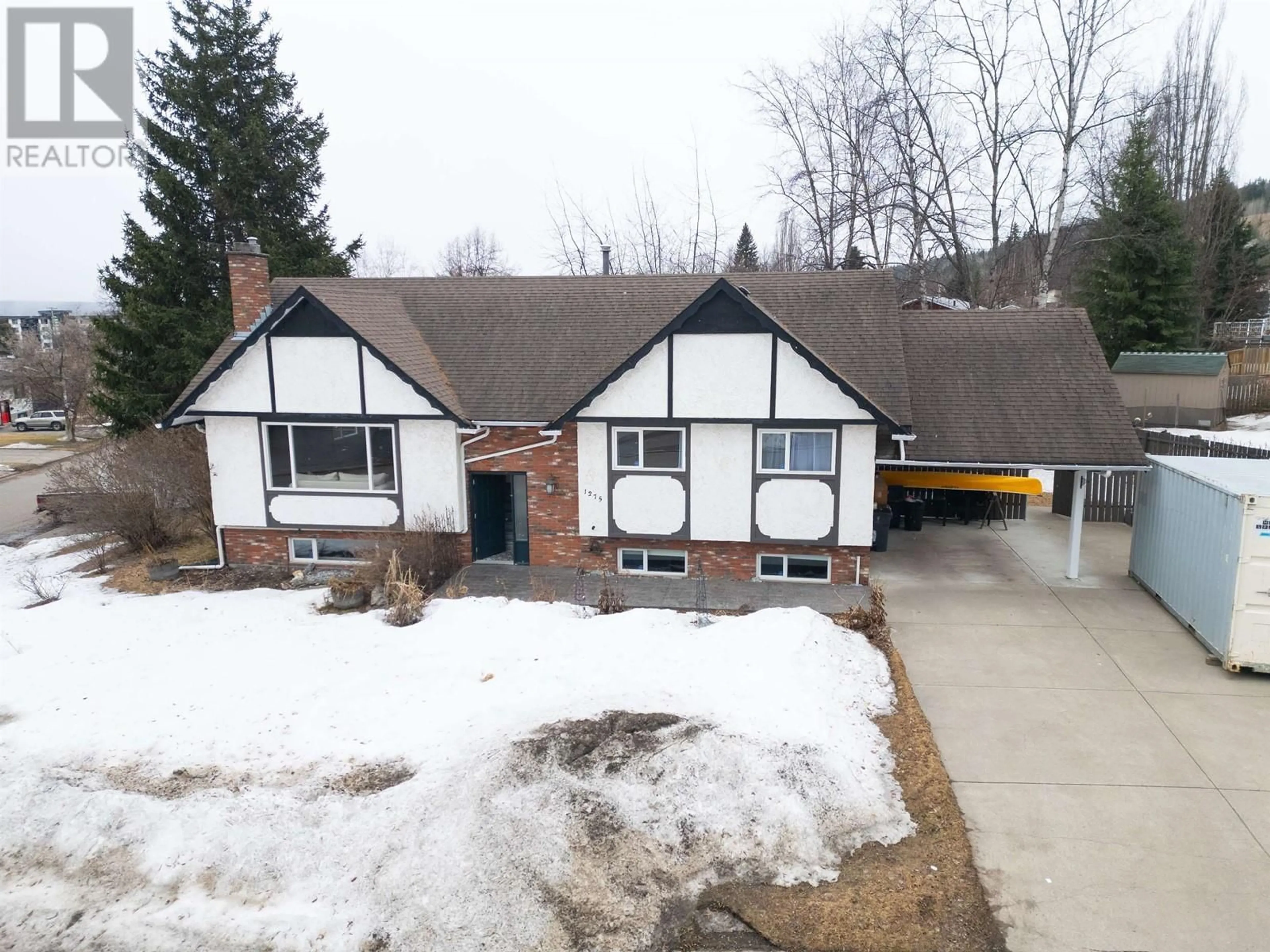 A pic from outside/outdoor area/front of a property/back of a property/a pic from drone, street for 1275 ELKHORN CRESCENT, Prince George British Columbia V2M6L7