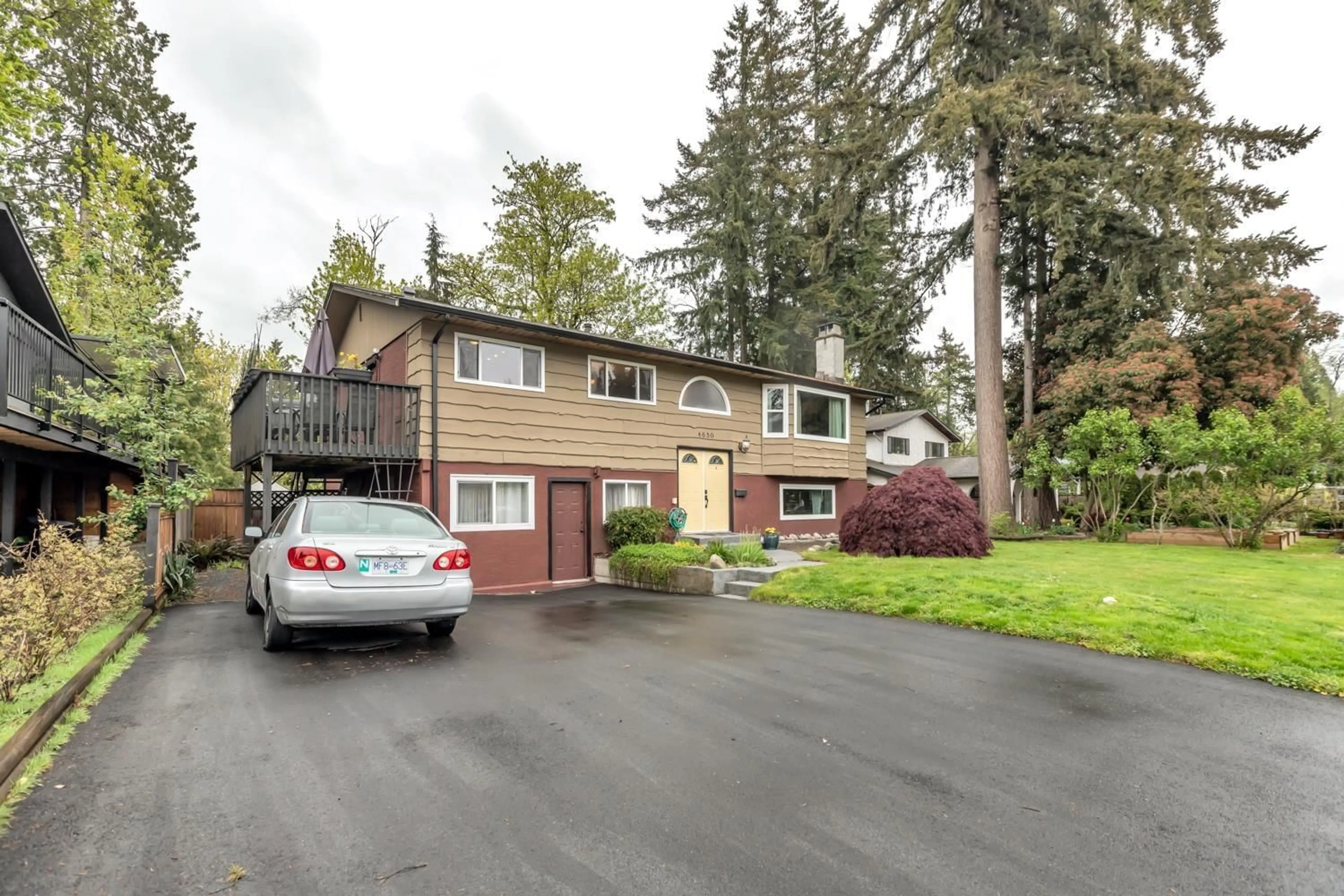 Home with vinyl exterior material, street for 4650 203A, Langley British Columbia V3A5K1
