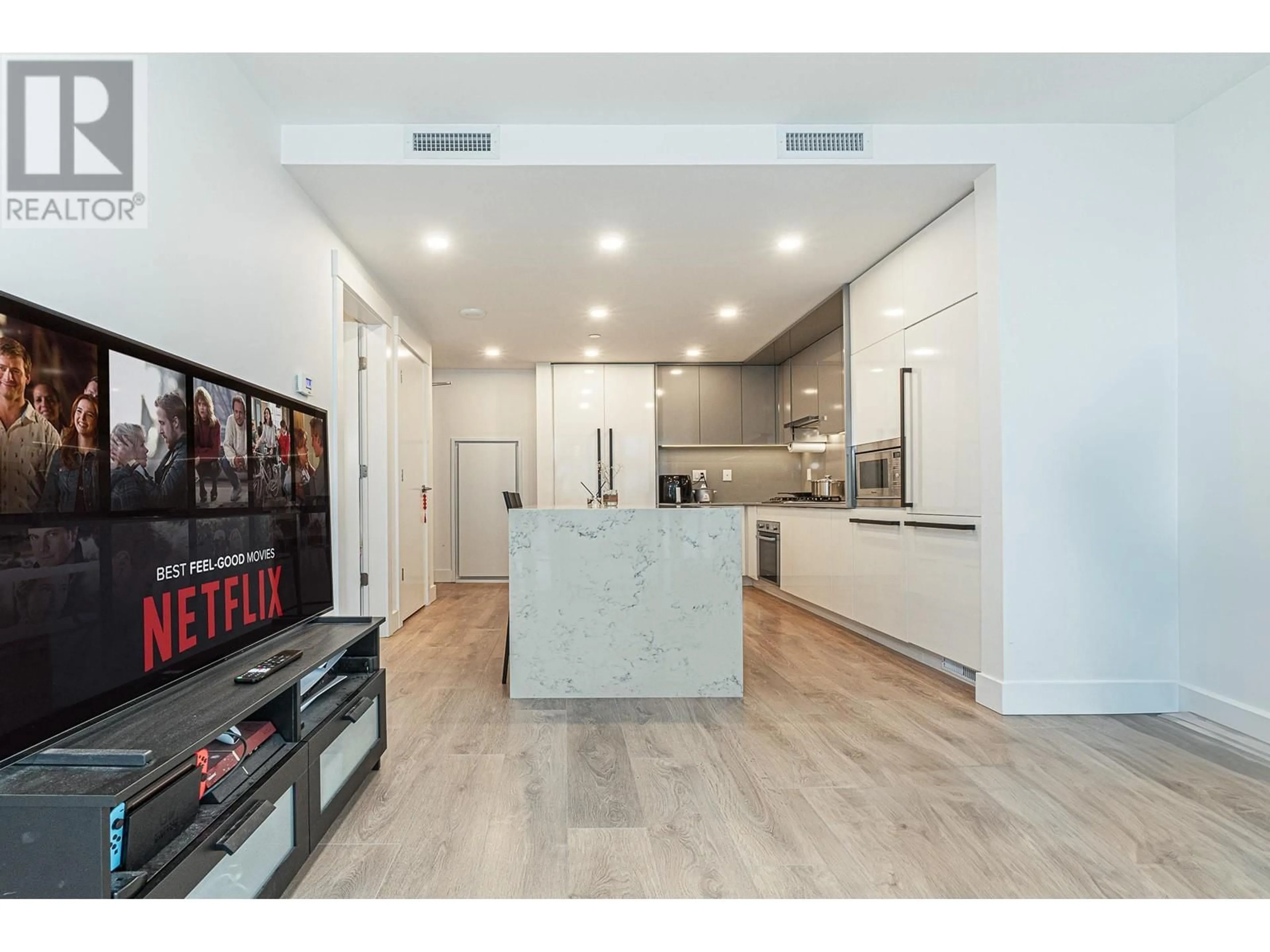 Open concept kitchen, unknown for 2510 - 4711 HAZEL STREET, Burnaby British Columbia V5H0J9