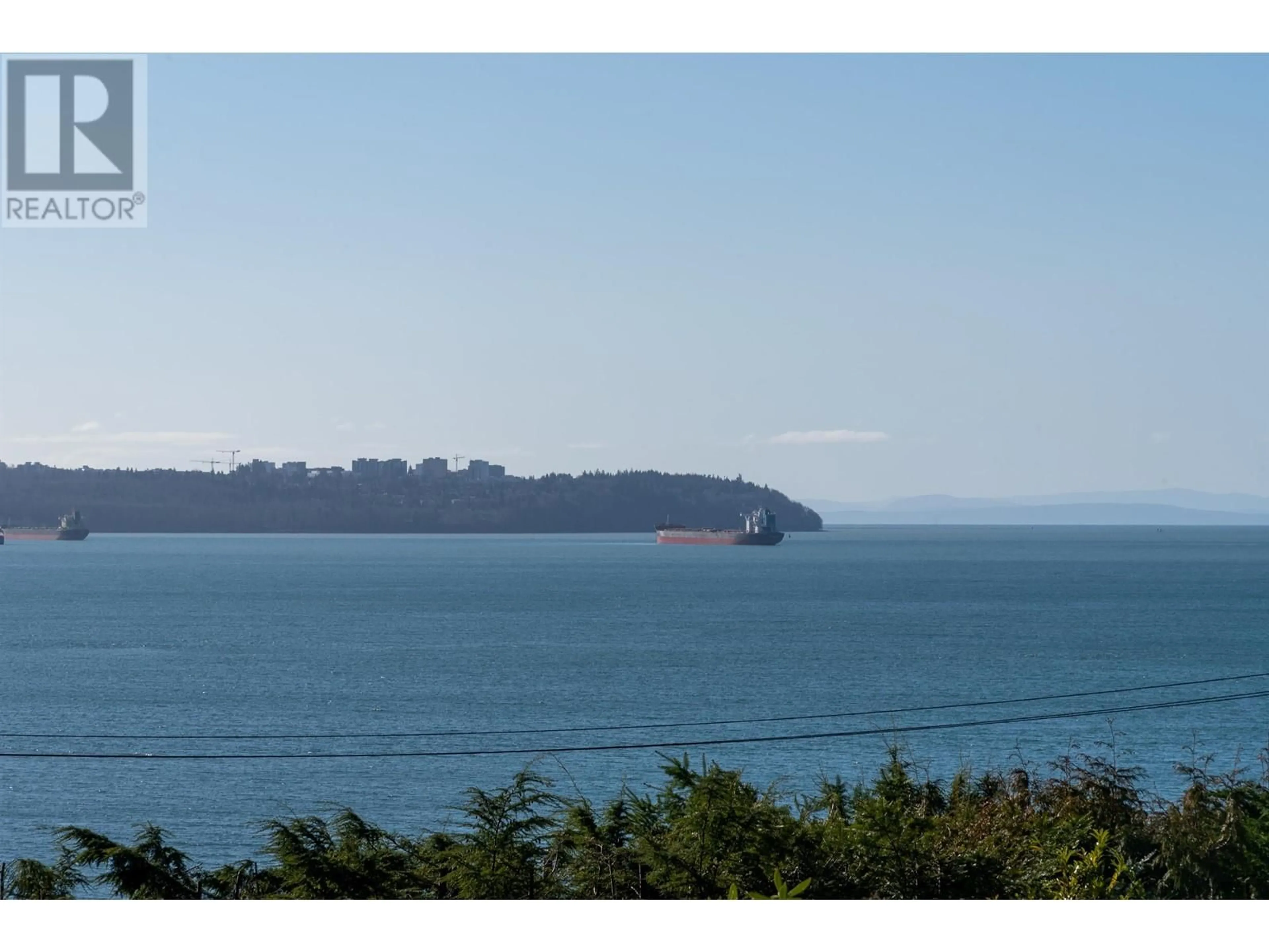 Blurry image for 3332 MATHERS AVENUE, West Vancouver British Columbia V7V2K5