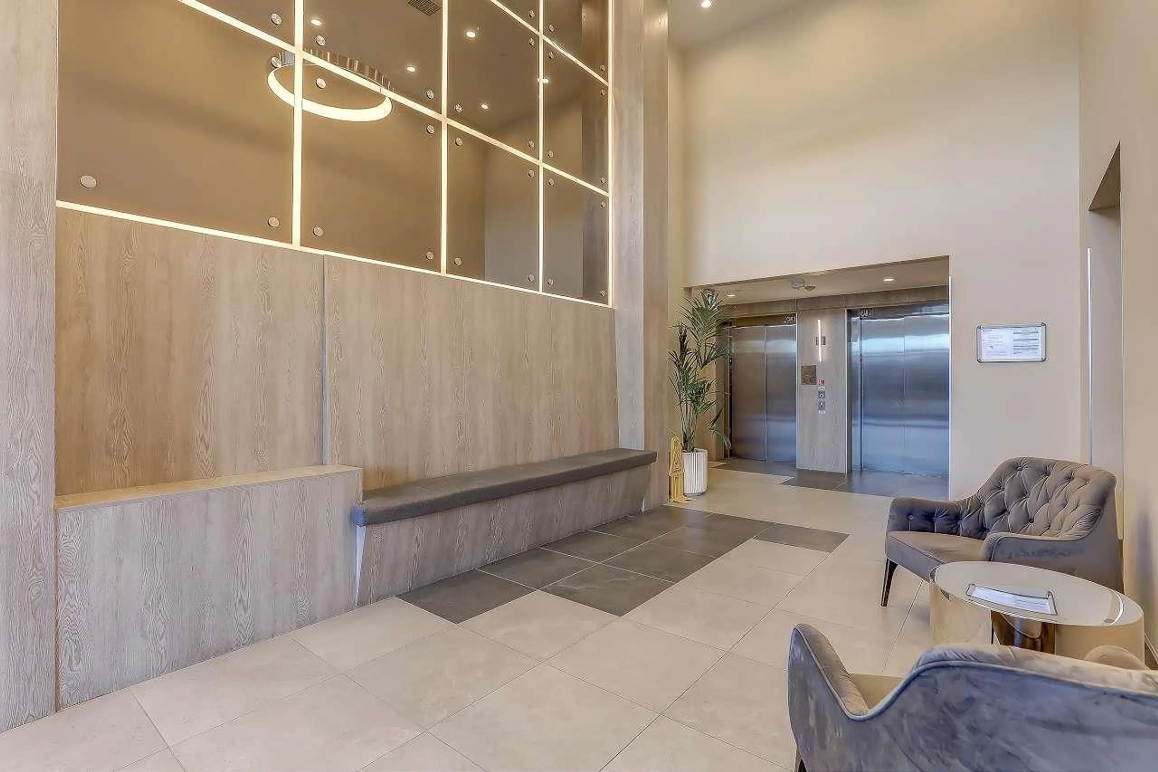Lobby for 414 - 6960 NICHOLSON, Delta British Columbia V4E0A9