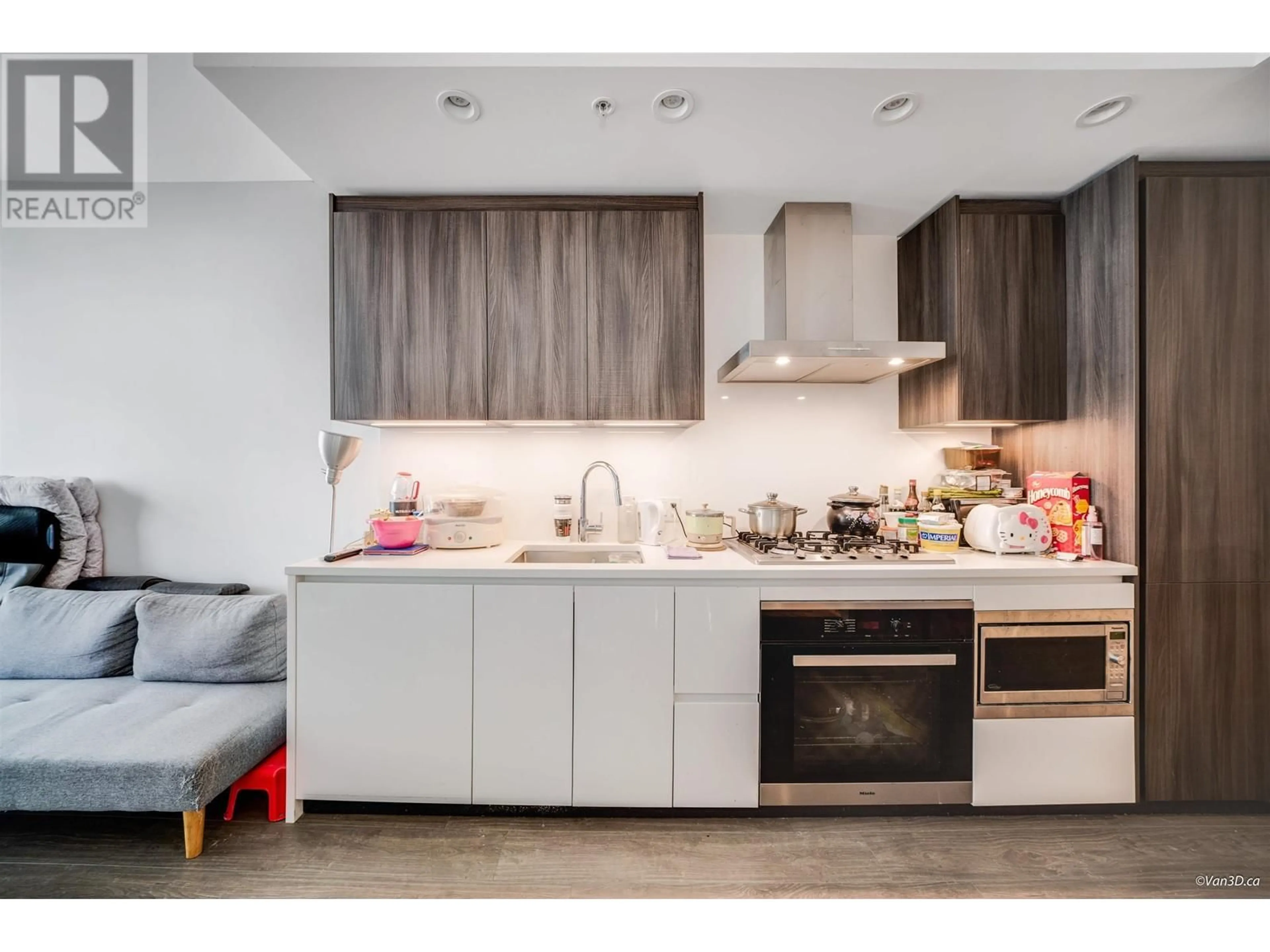 Open concept kitchen, unknown for 901 - 6320 NO.3 ROAD, Richmond British Columbia V6Y0L5