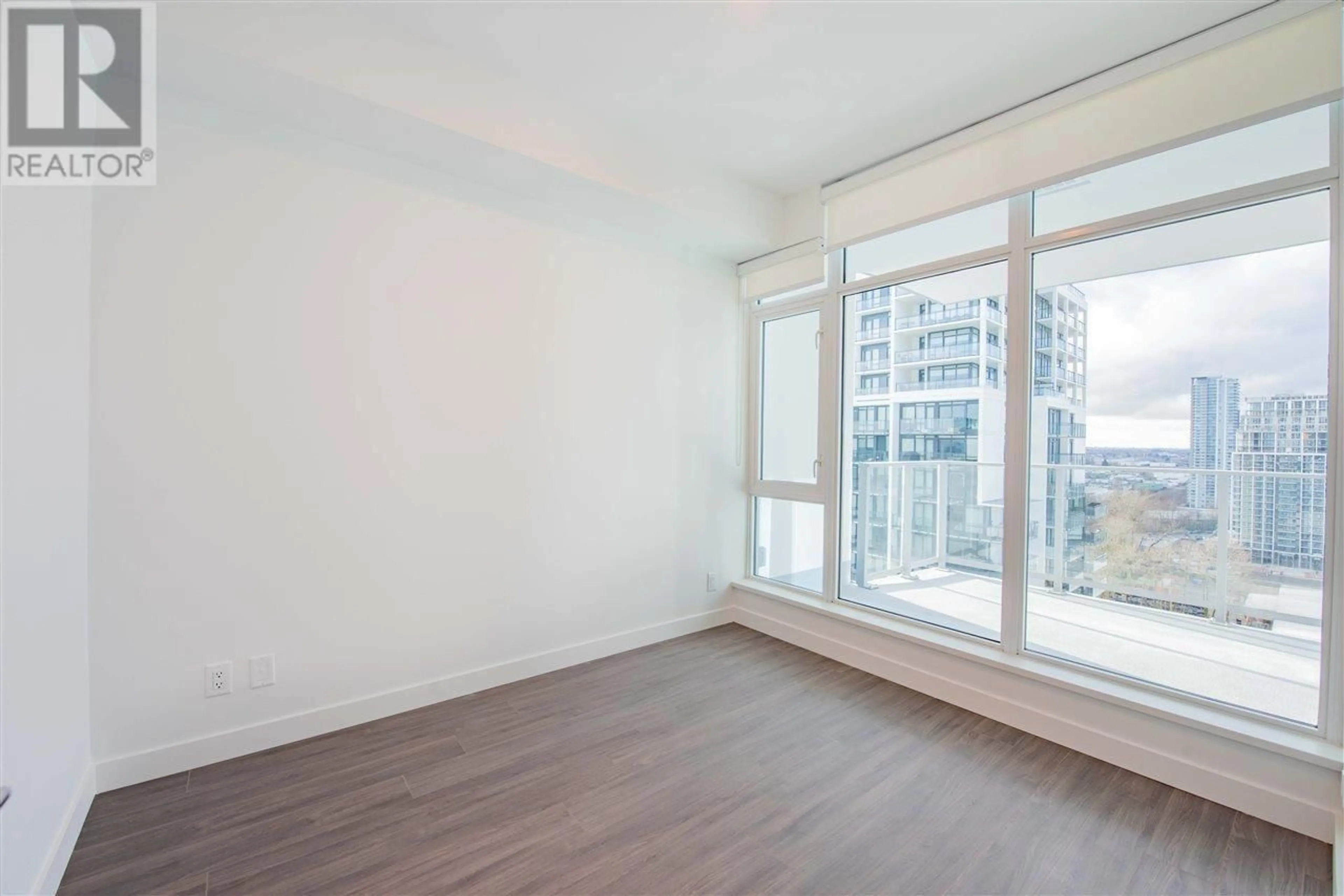A pic of a room for 909 - 2311 BETA AVENUE, Burnaby British Columbia V5C0M1