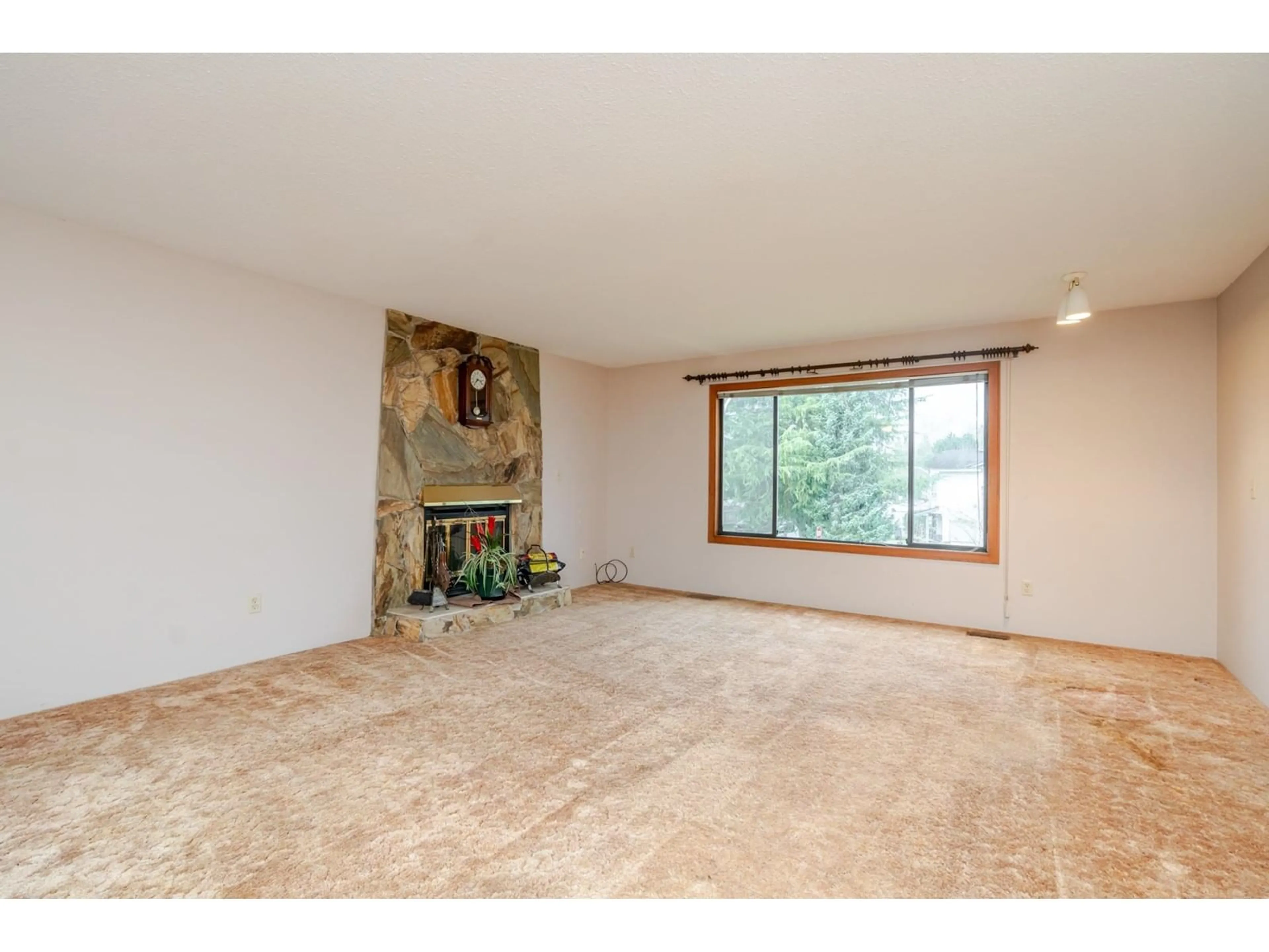 A pic of a room for 16106 95A, Surrey British Columbia V4N2P2