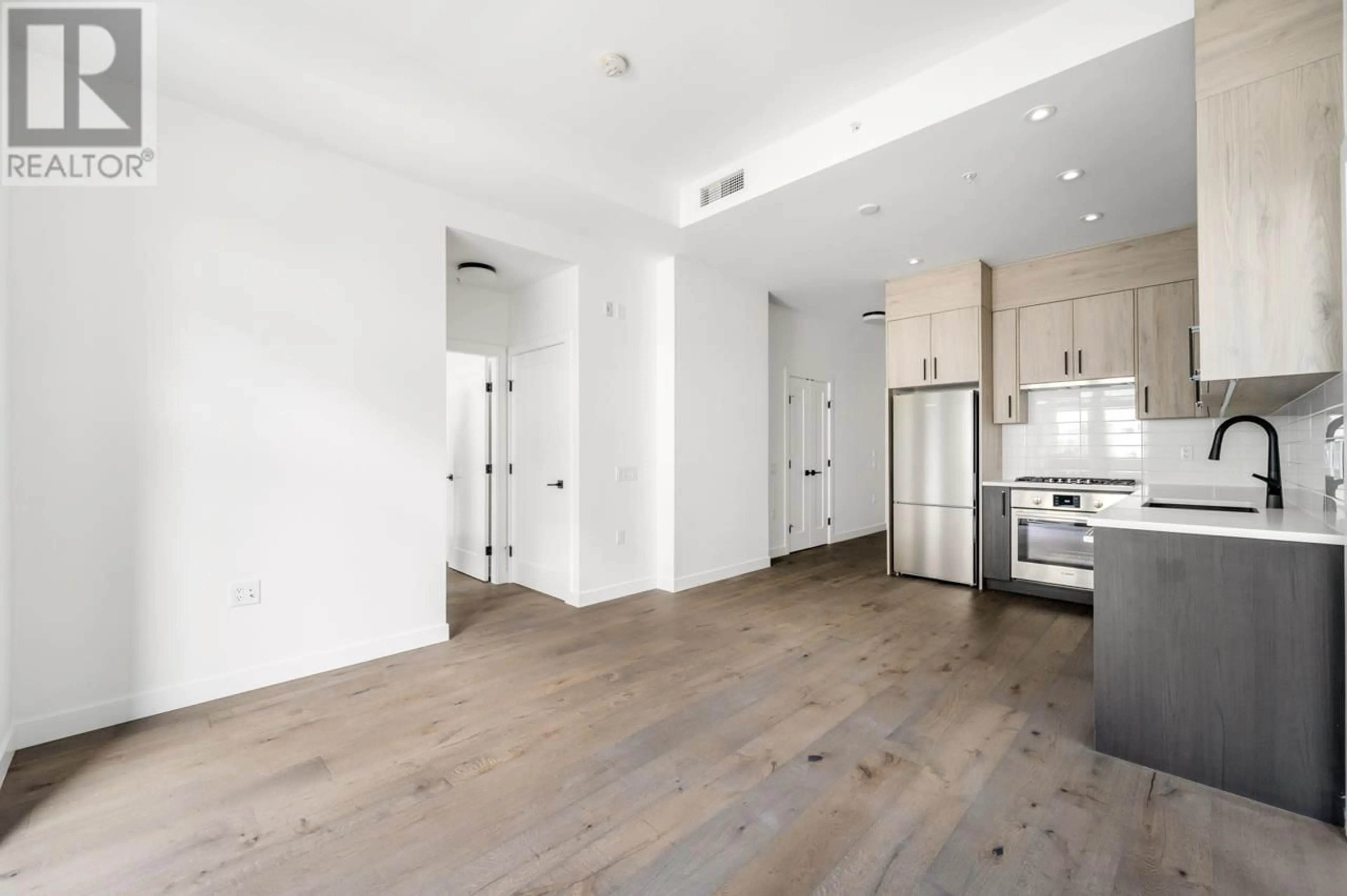 Unknown for 104 - 6859 CAMBIE STREET, Vancouver British Columbia V6P0M4