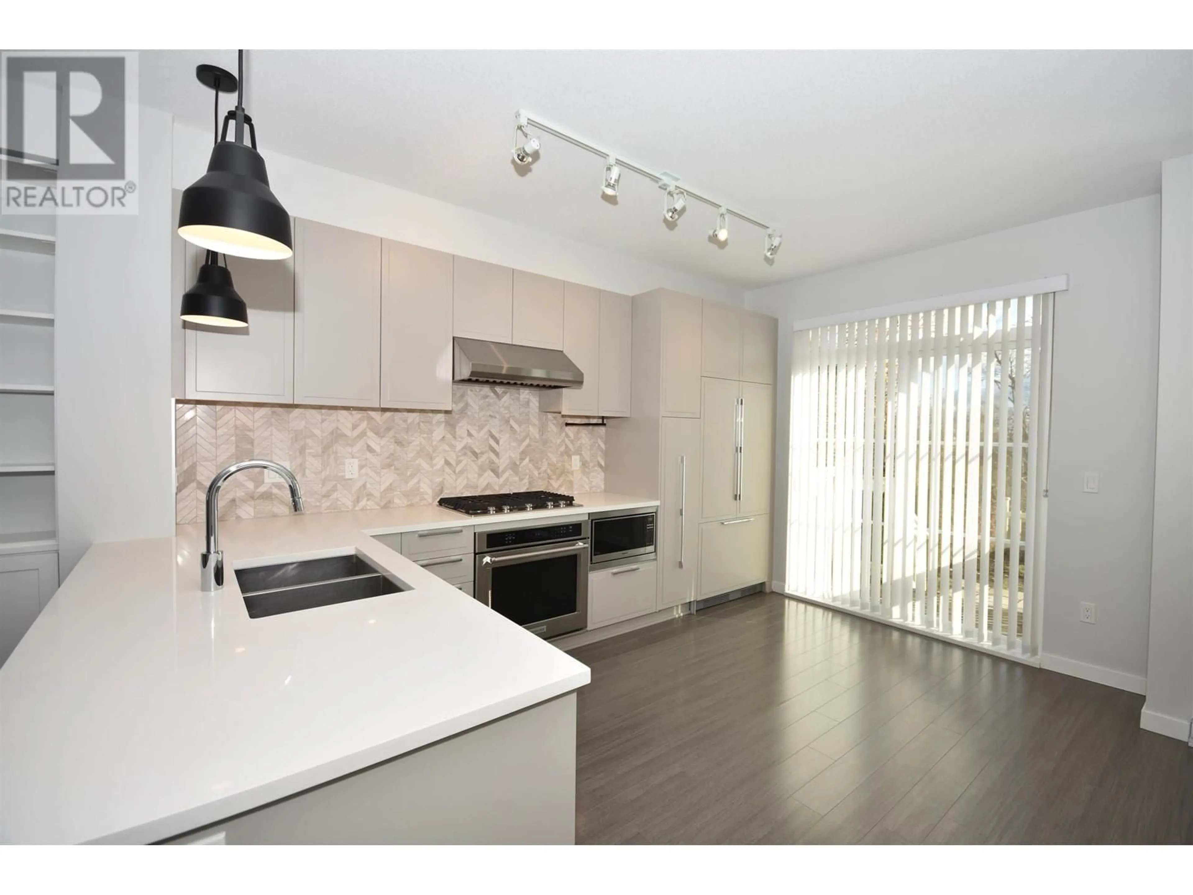 Open concept kitchen, unknown for 36 - 5551 ADMIRAL WAY, Delta British Columbia V4K0C9