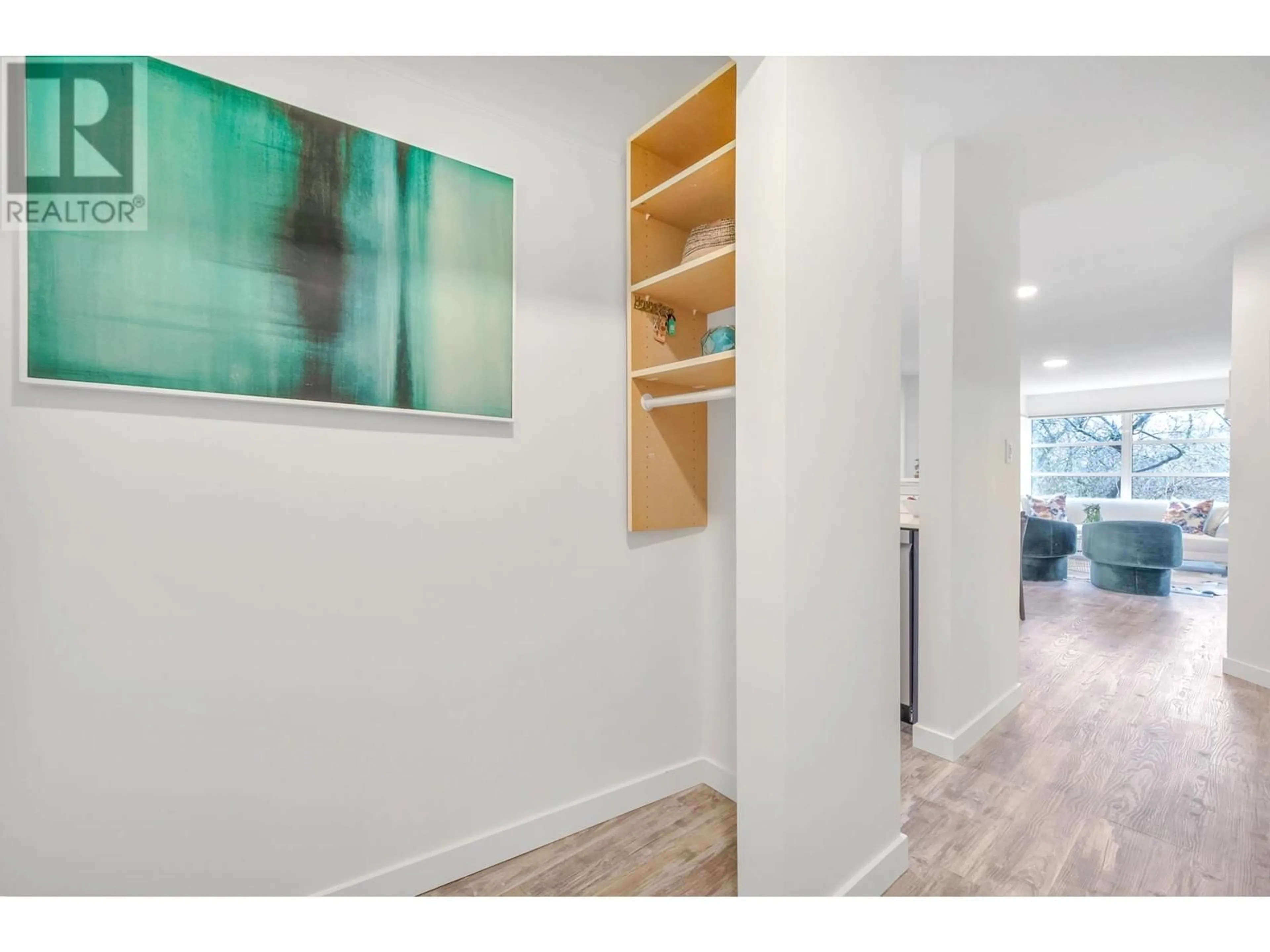 Indoor entryway for 206 - 1399 BARCLAY STREET, Vancouver British Columbia V6E1H6