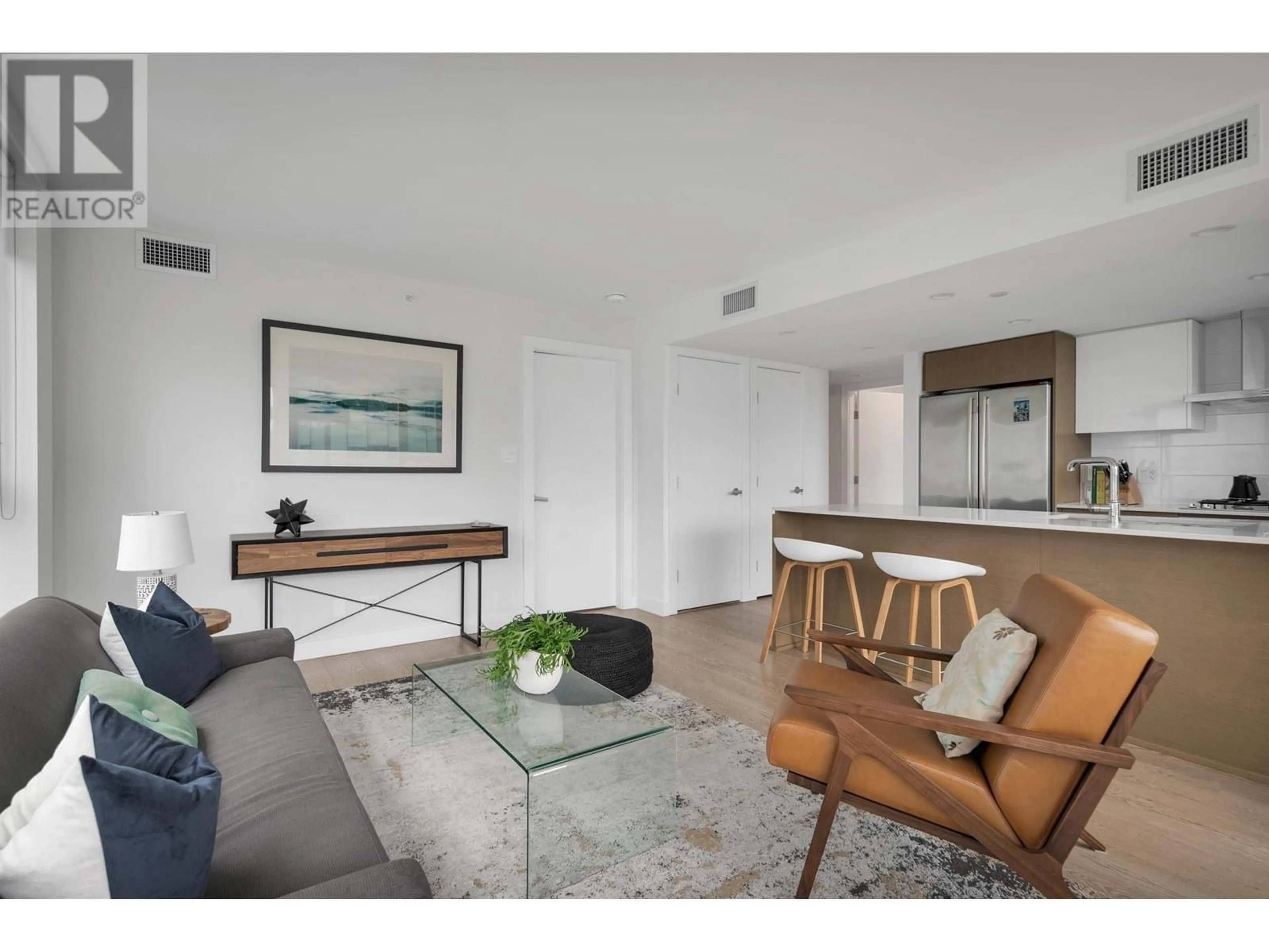 Living room with furniture, unknown for 1003 - 1618 QUEBEC STREET, Vancouver British Columbia V6A0C5