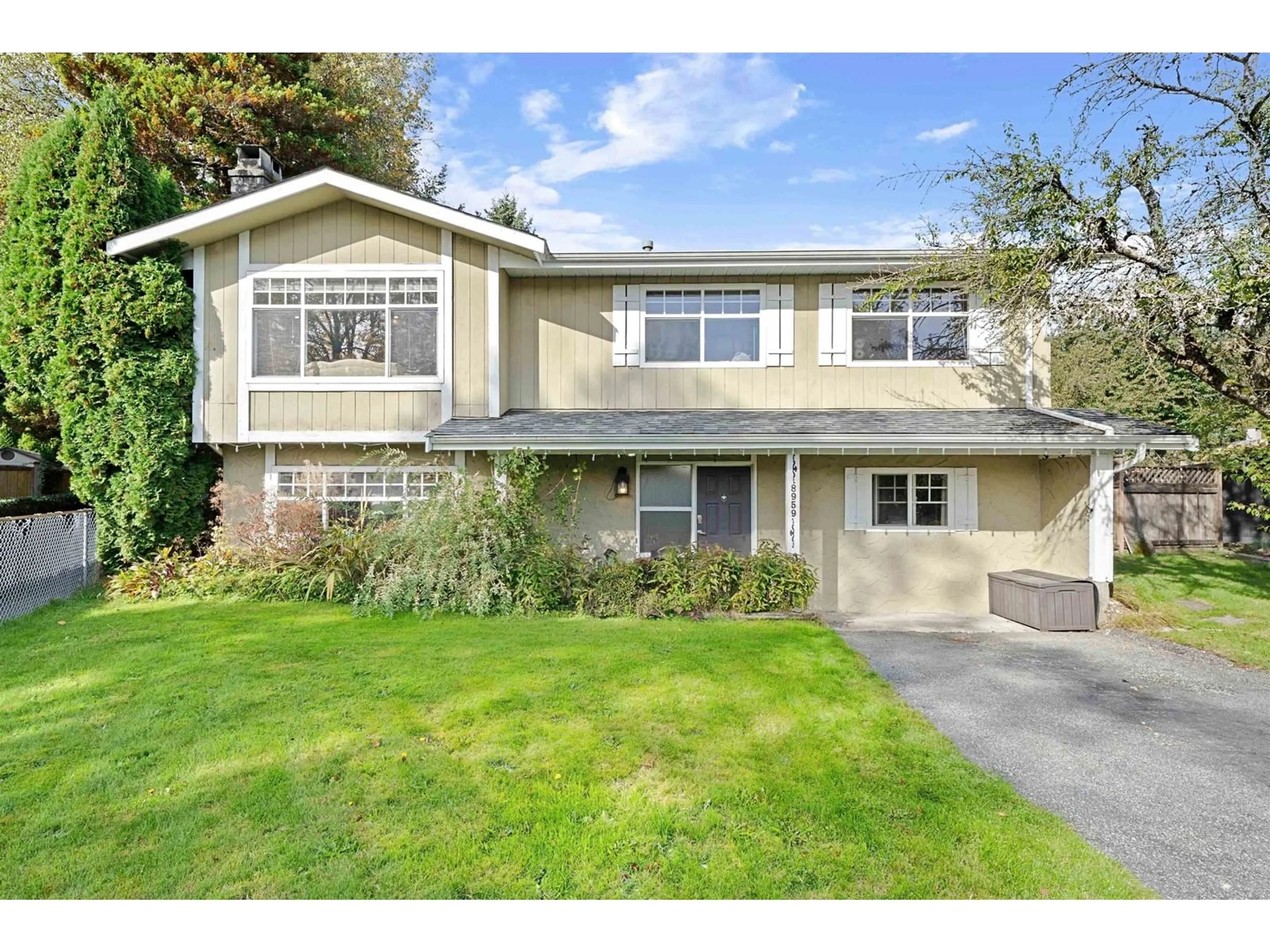 Home with vinyl exterior material, street for 8959 MITCHELL, Delta British Columbia V4C7H1