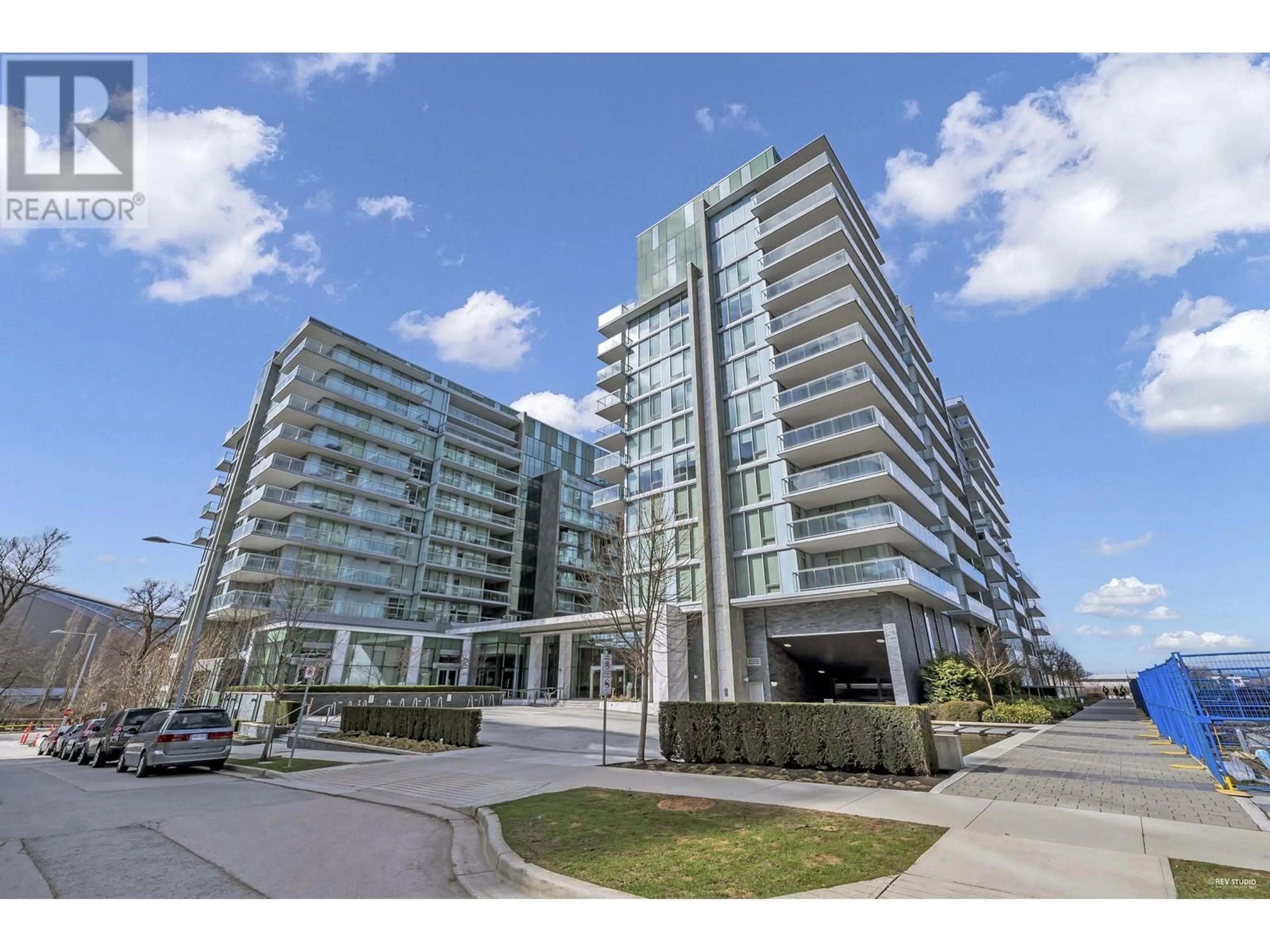Indoor foyer for 1302 6633 PEARSON WAY, Richmond British Columbia V7C0C4
