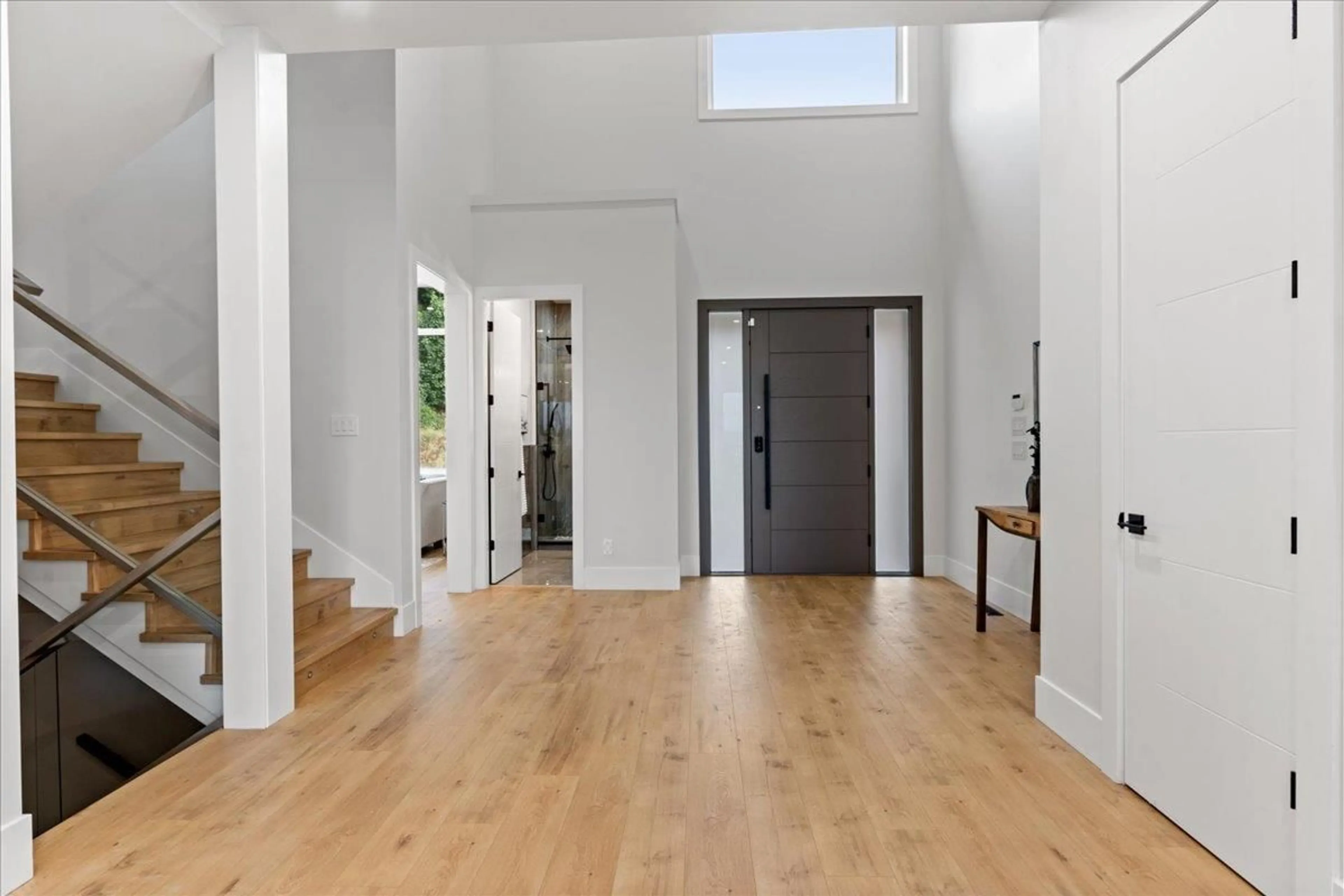 Indoor entryway for 51205 CHARLOTTE PLACE, Chilliwack British Columbia V4Z0E5
