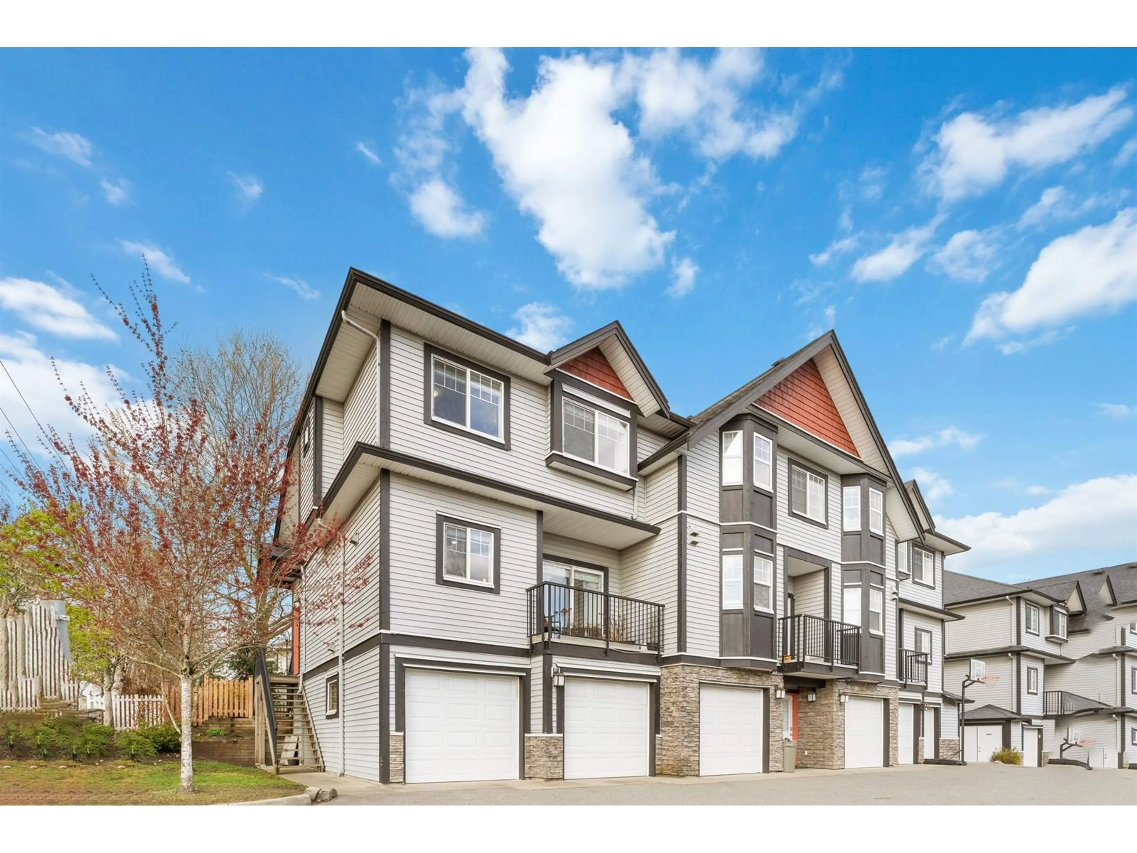 A pic from outside/outdoor area/front of a property/back of a property/a pic from drone, unknown for 1 - 31235 UPPER MACLURE, Abbotsford British Columbia V2T0B2