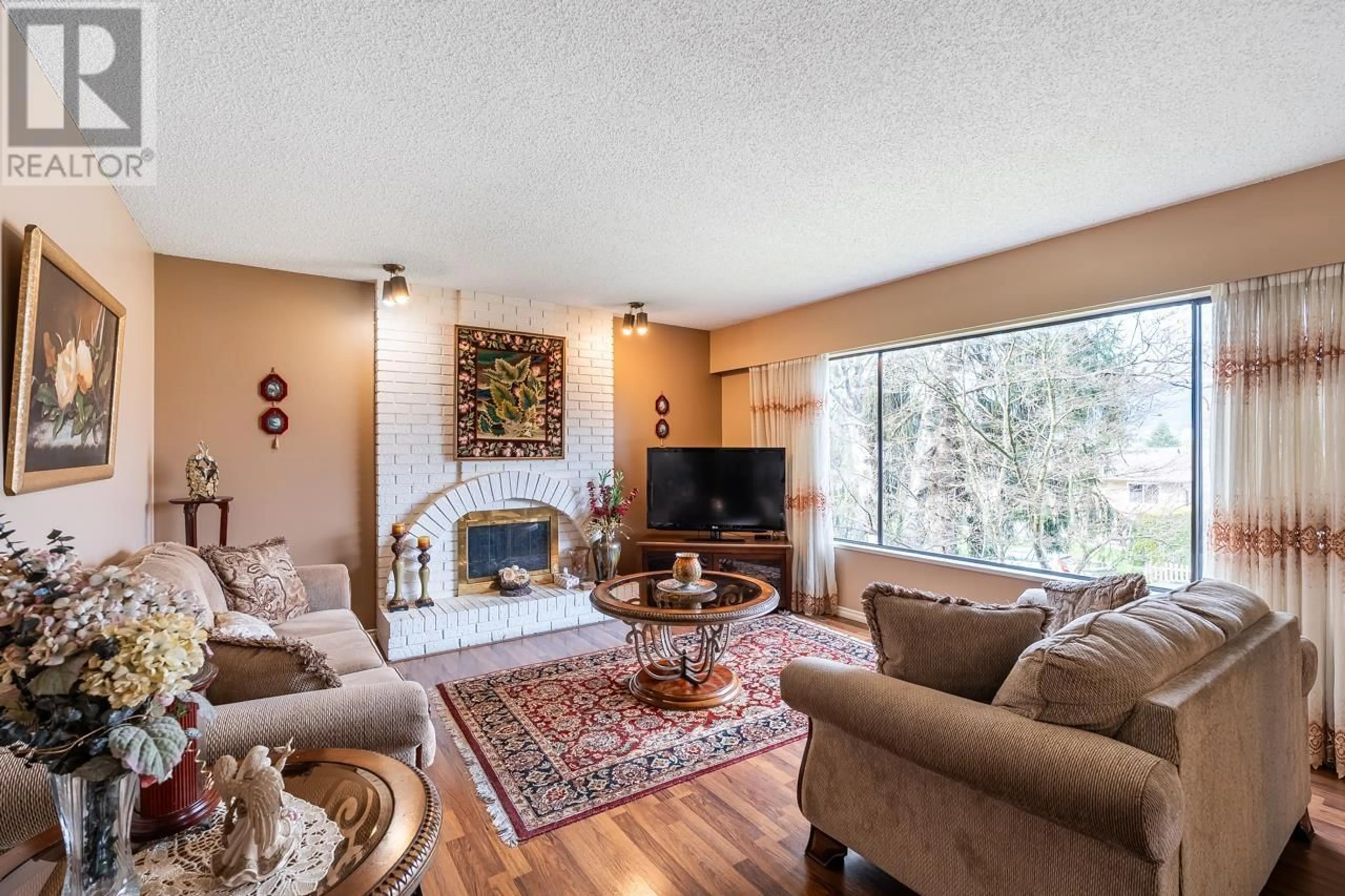 Living room with furniture, unknown for 2090 PENNY PLACE, Port Coquitlam British Columbia V3C4E9