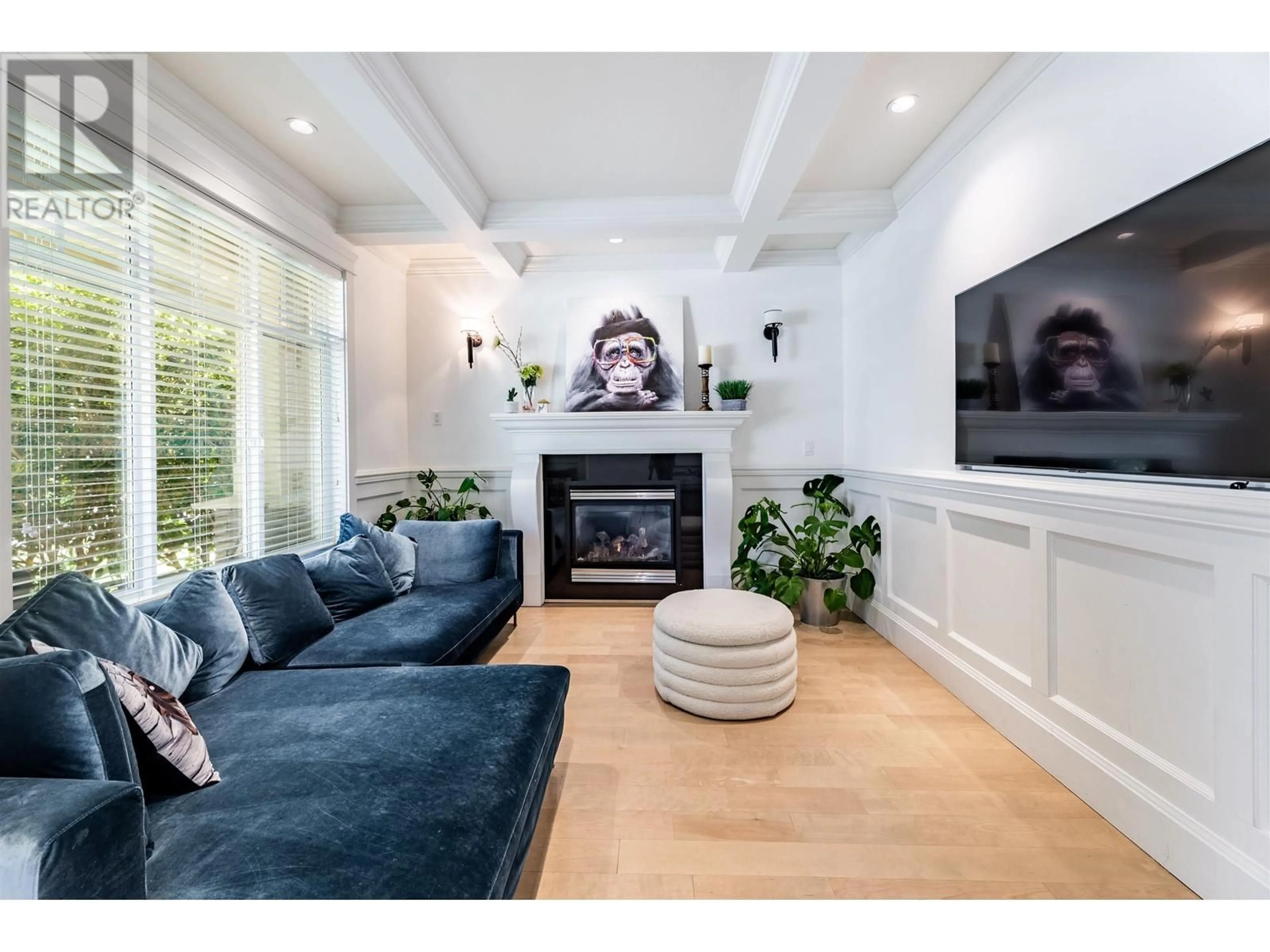 Living room with furniture, unknown for 5855 COVE REACH ROAD, Delta British Columbia V4K5G9
