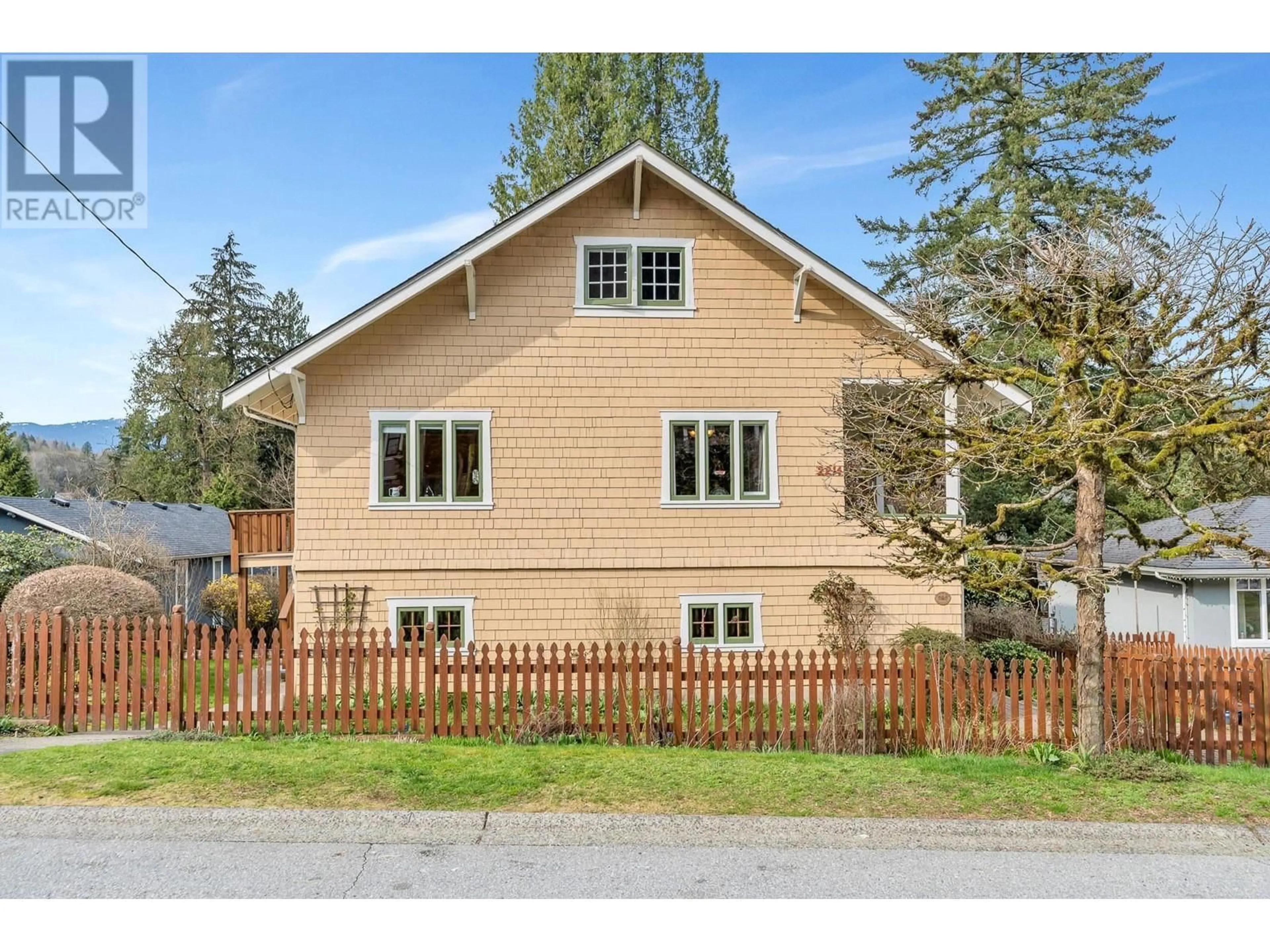 Home with vinyl exterior material, street for 2214 ST GEORGE STREET, Port Moody British Columbia V3H2G2
