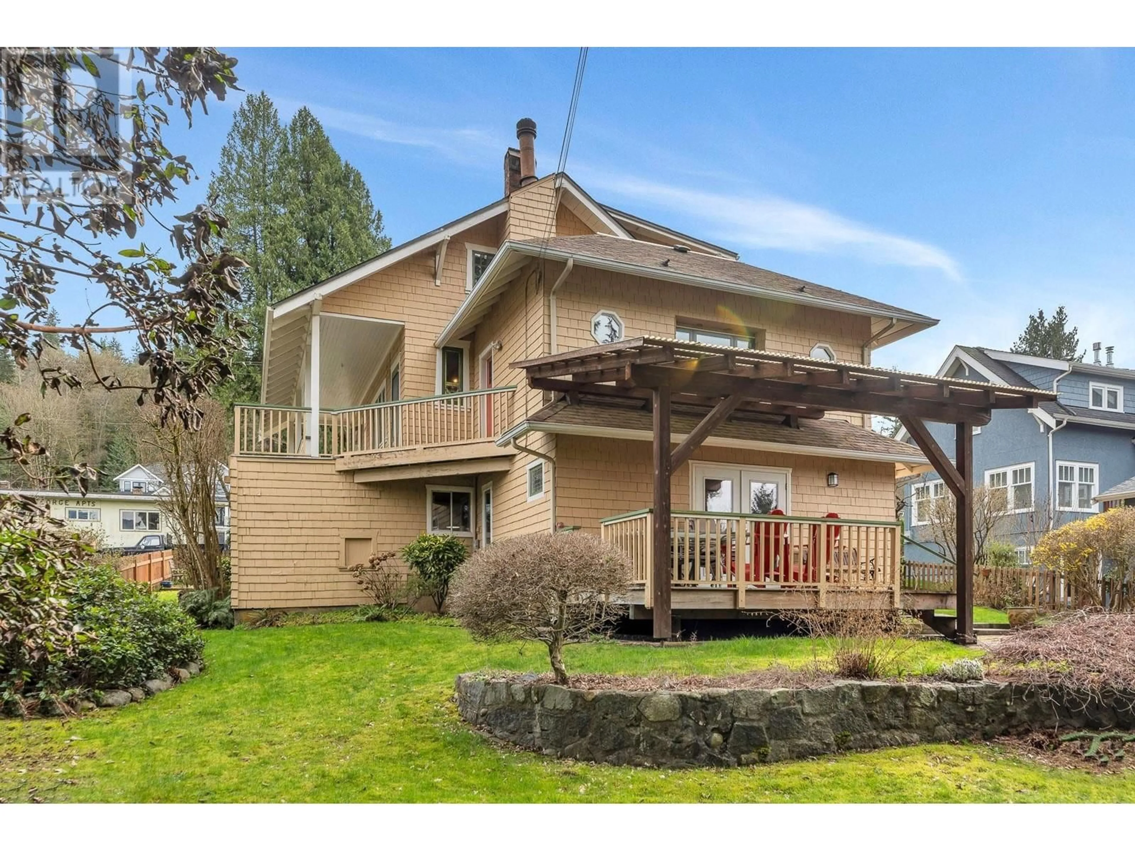 Unknown for 2214 ST GEORGE STREET, Port Moody British Columbia V3H2G2