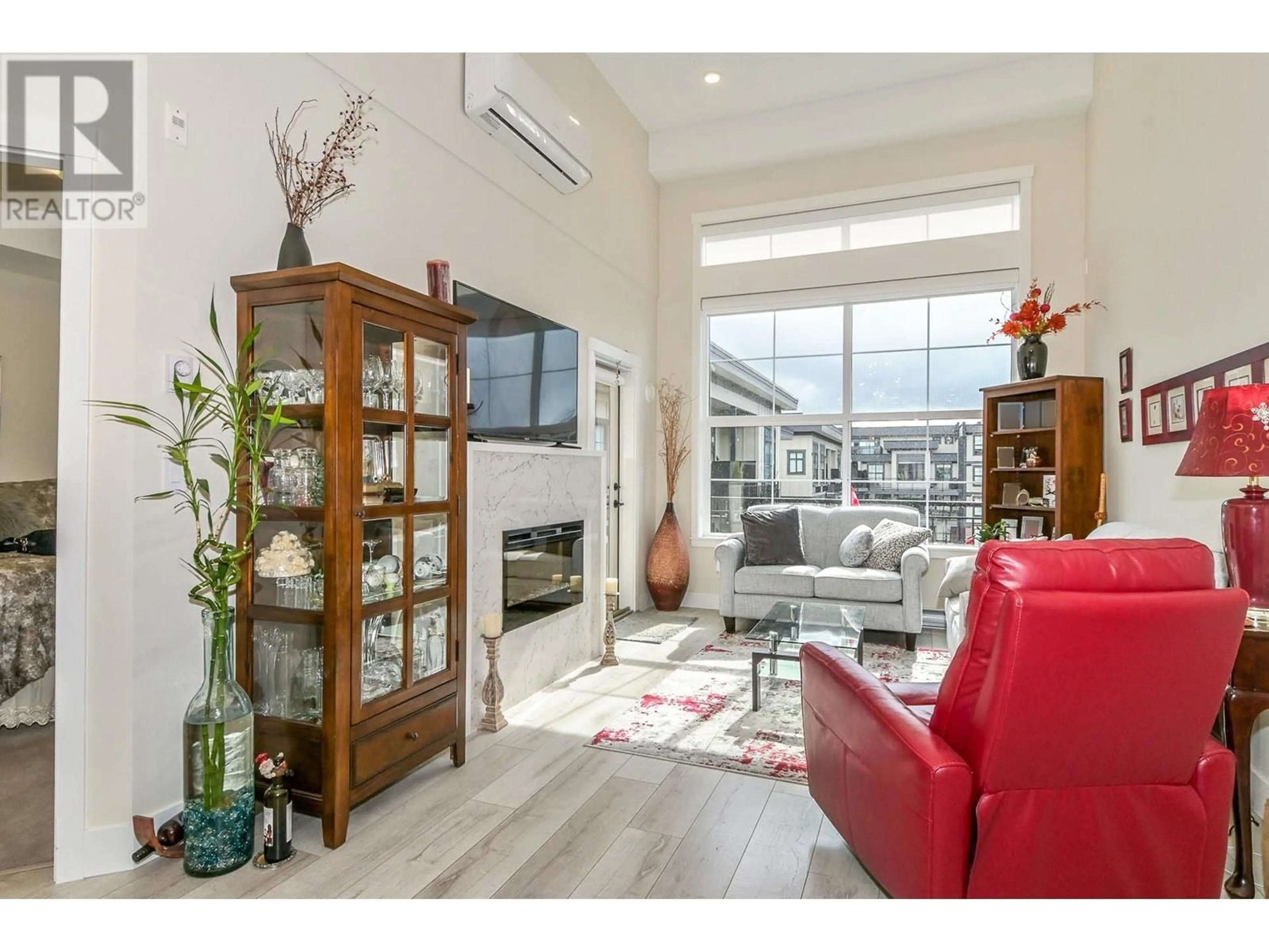 Living room with furniture, unknown for 504 - 11893 227 STREET, Maple Ridge British Columbia V2X6H9