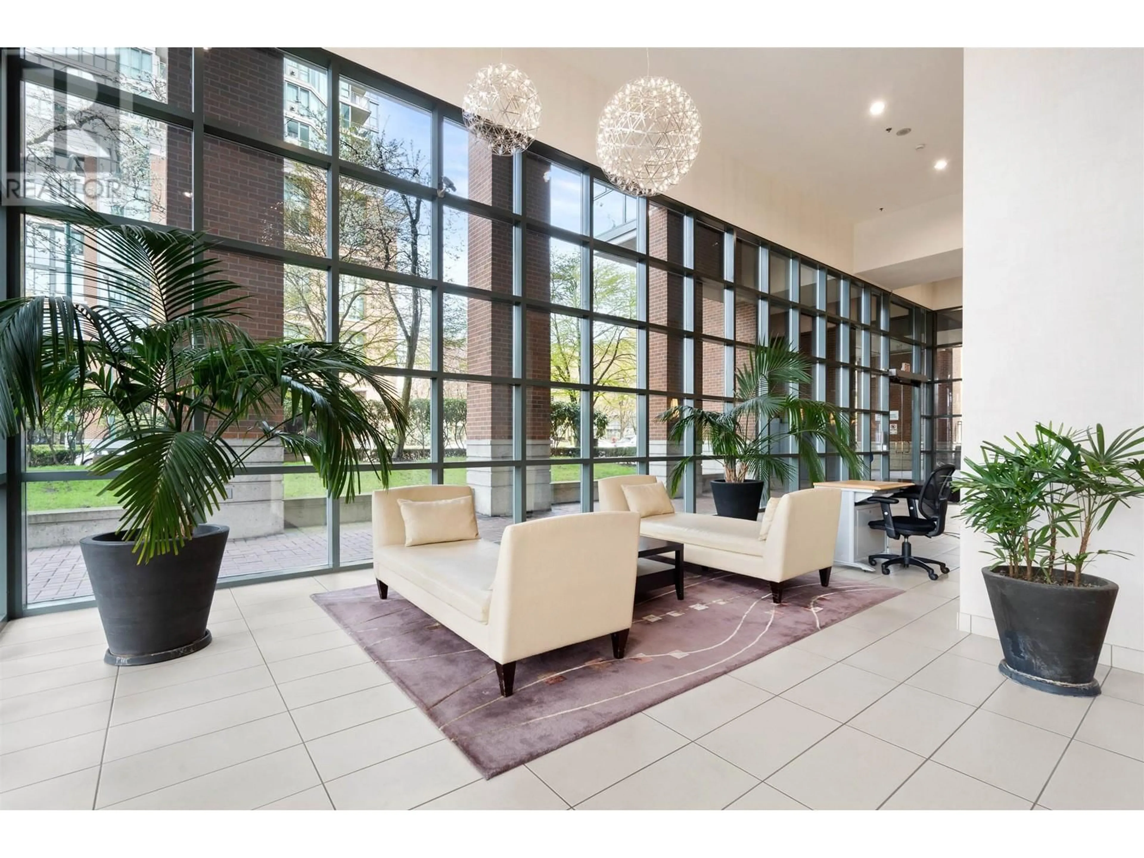 Lobby for 406 - 1128 QUEBEC STREET, Vancouver British Columbia V6A4E1
