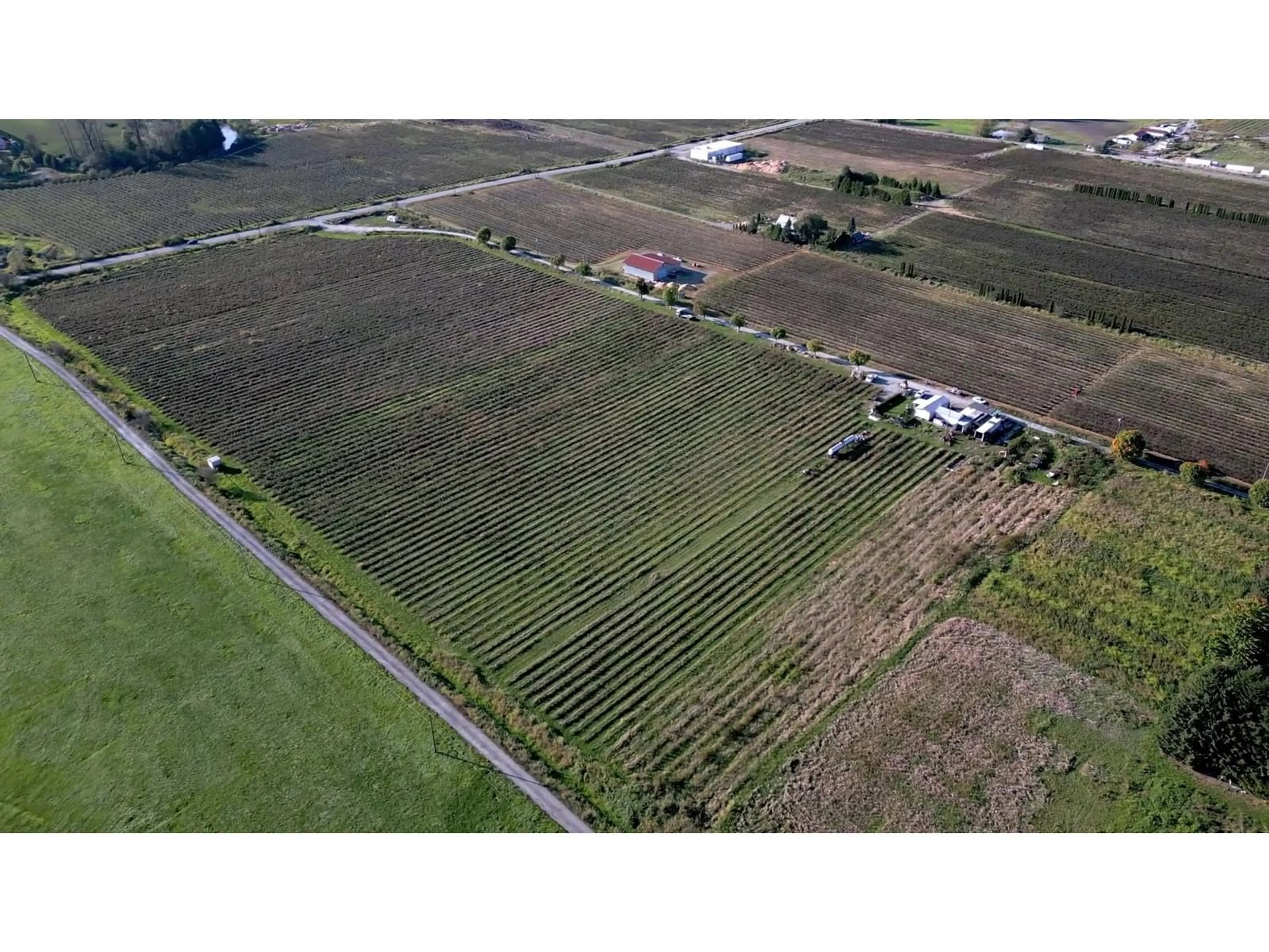 A pic from outside/outdoor area/front of a property/back of a property/a pic from drone, unknown for 10594 FARMS ROAD, Mission British Columbia V2V4J1