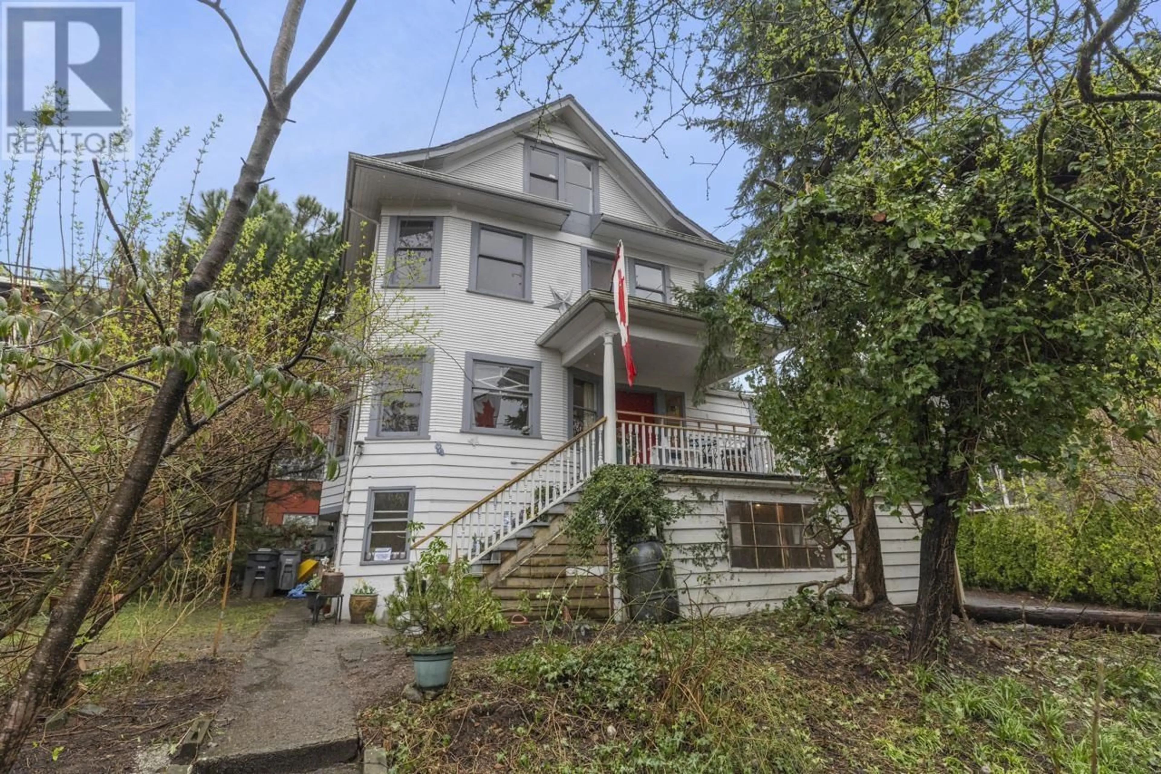 Unknown for 520 SALSBURY DRIVE, Vancouver British Columbia V5L3Z7