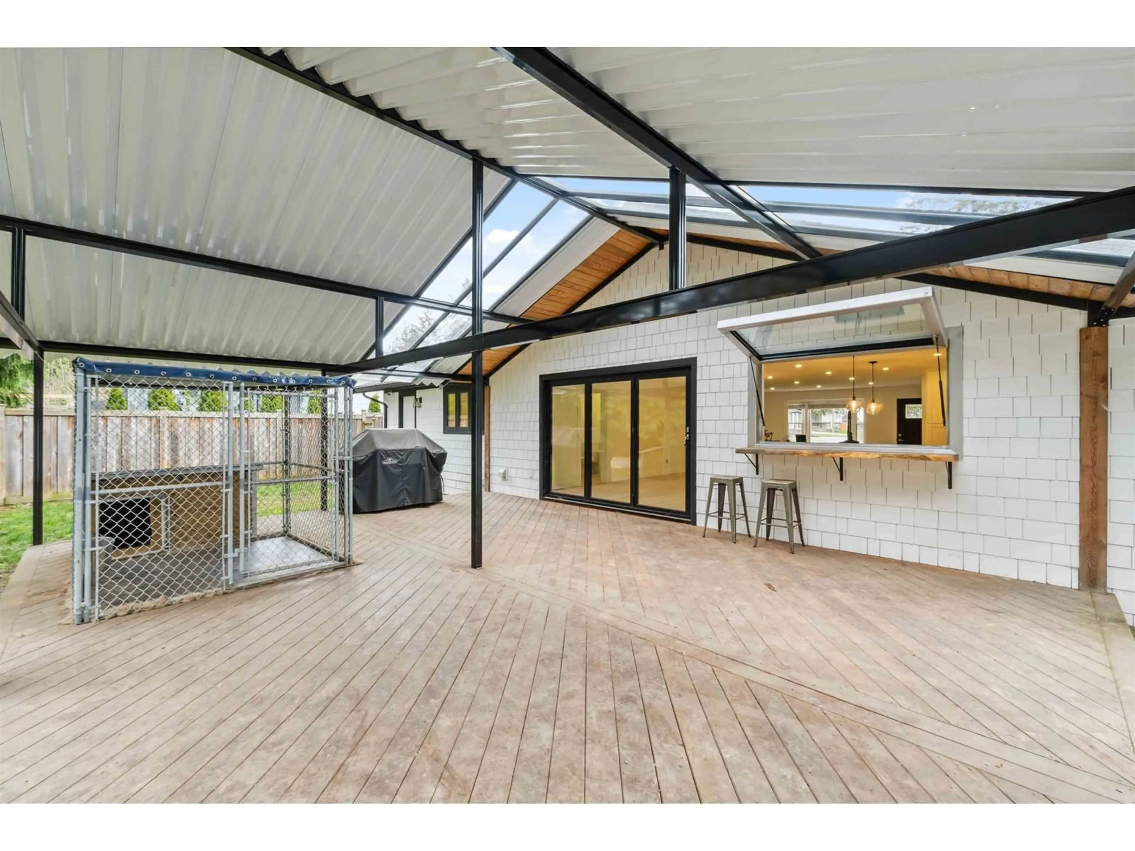 Patio, unknown for 20239 41, Langley British Columbia V3A2Z3