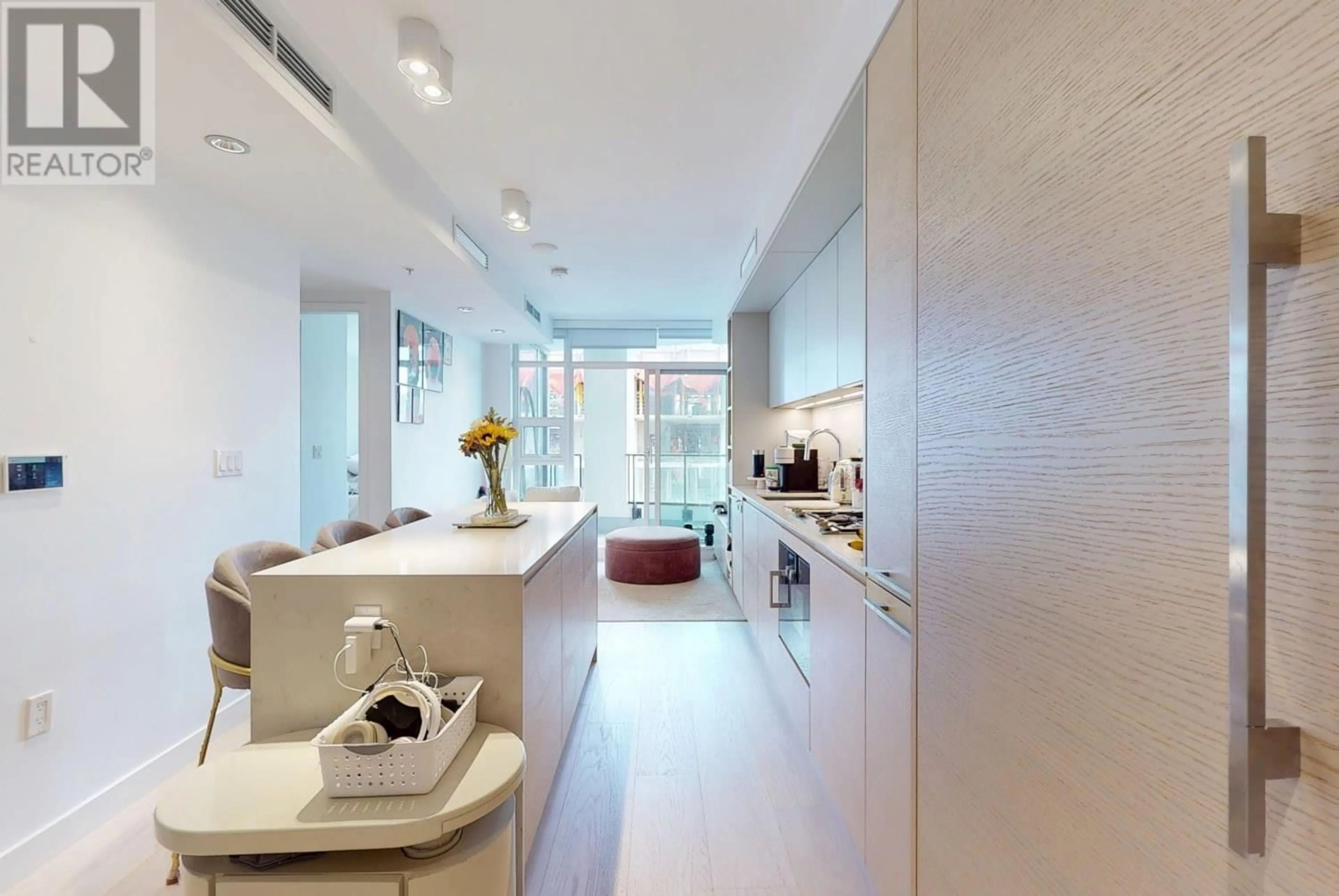 Contemporary kitchen, unknown for 3007 - 1289 HORNBY STREET, Vancouver British Columbia V6Z0G7