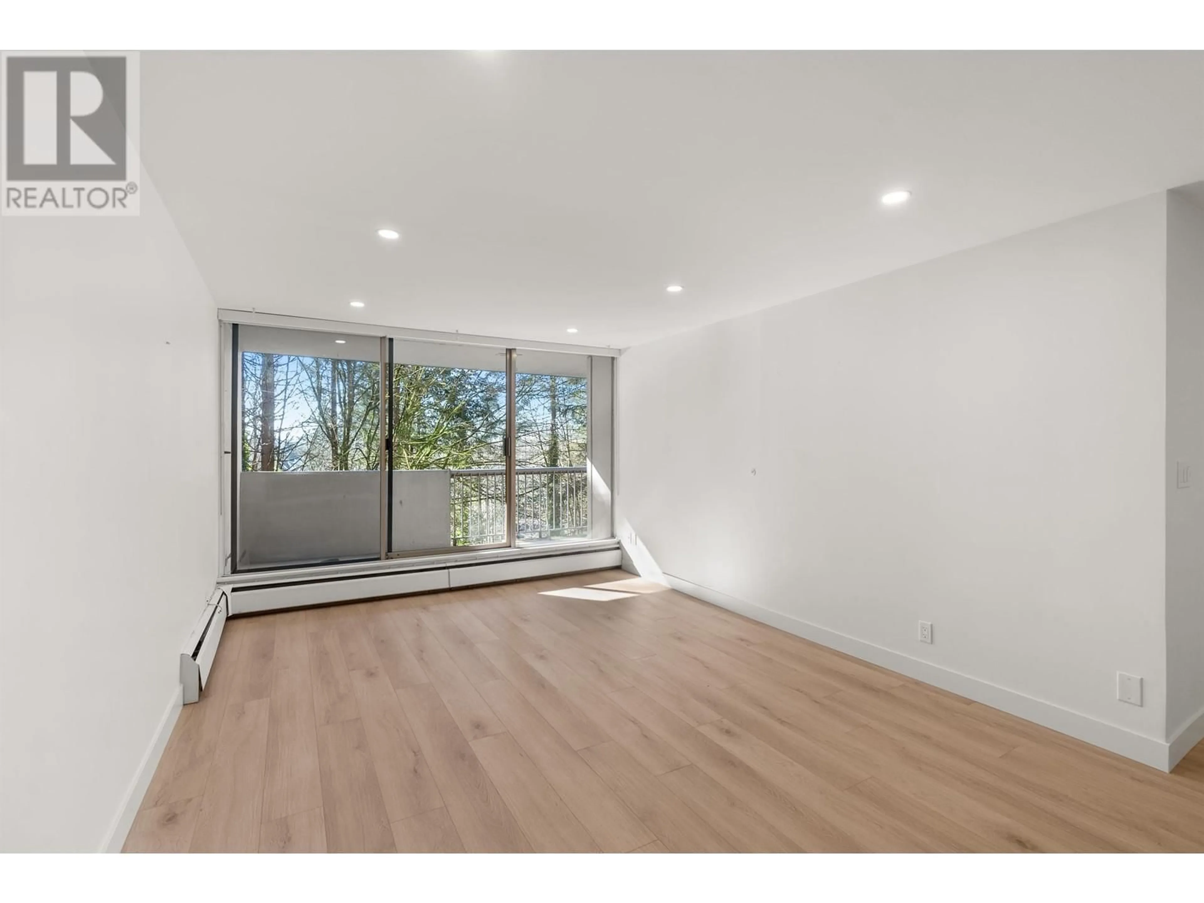A pic of a room for 201 - 2024 FULLERTON AVENUE, North Vancouver British Columbia V7P3G4