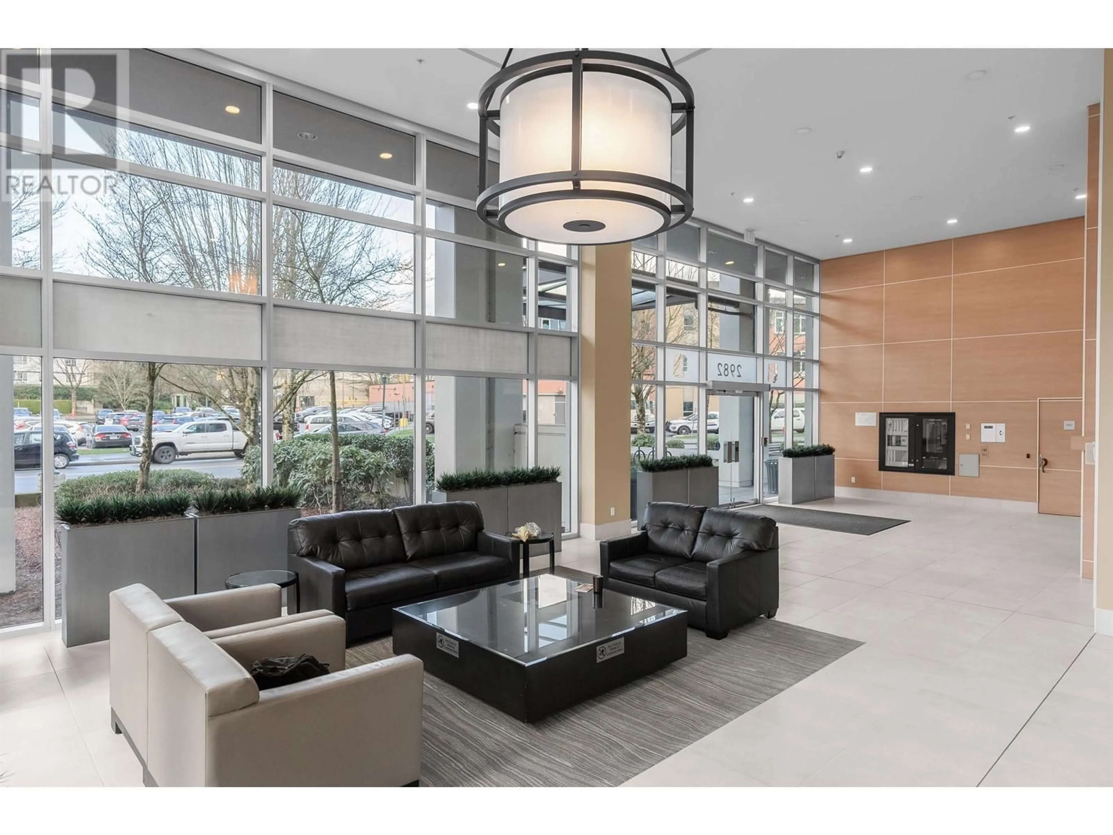 Lobby for 607 - 2982 BURLINGTON DRIVE, Coquitlam British Columbia V3B0B3