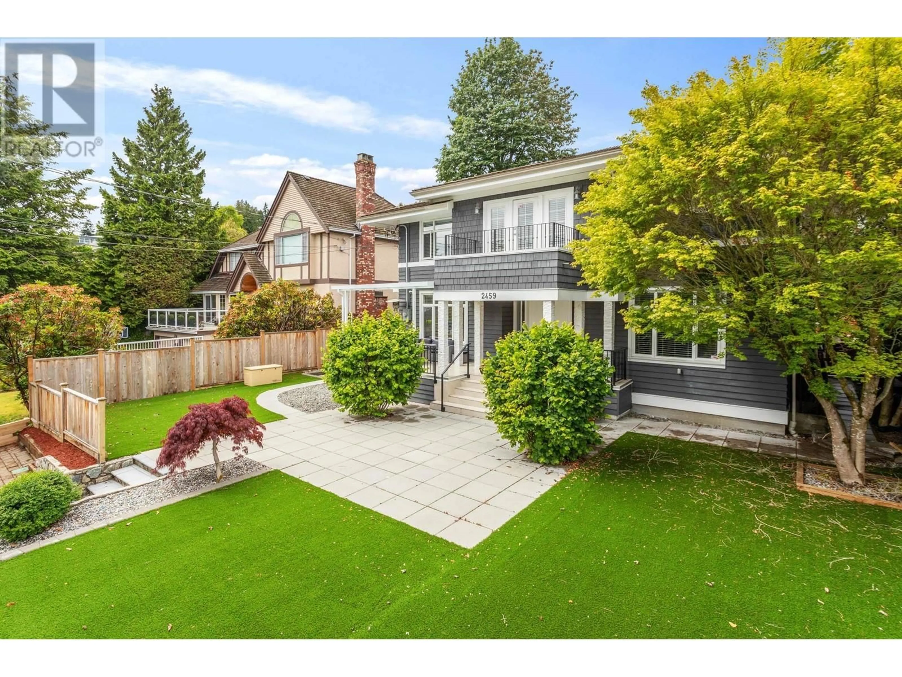 A pic from outside/outdoor area/front of a property/back of a property/a pic from drone, street for 2459 MATHERS AVENUE, West Vancouver British Columbia V7V2H9