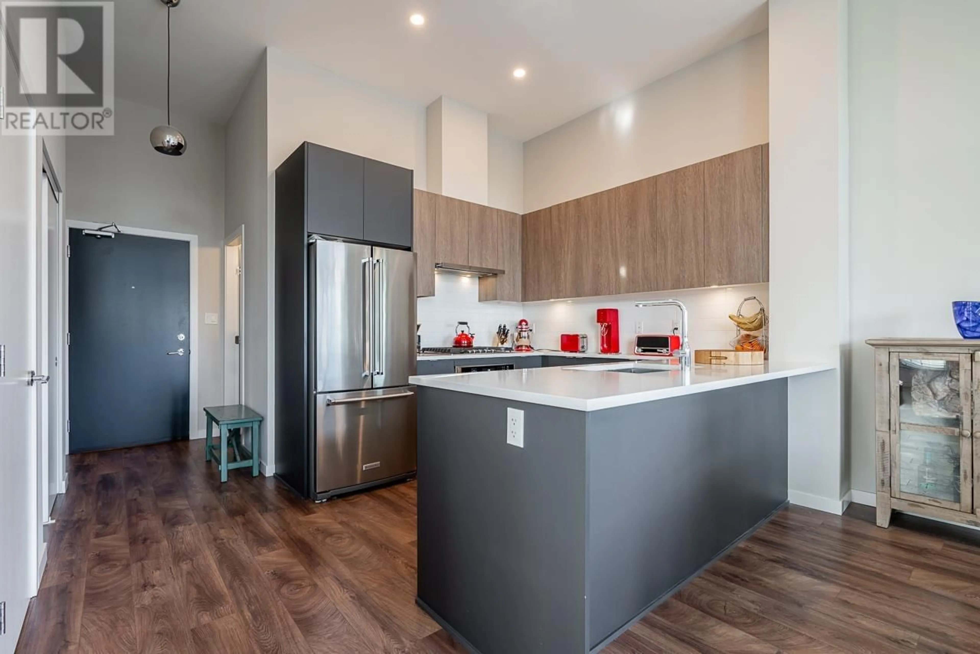 Contemporary kitchen, unknown for 610 - 621 REGAN AVENUE, Coquitlam British Columbia V3J0K1