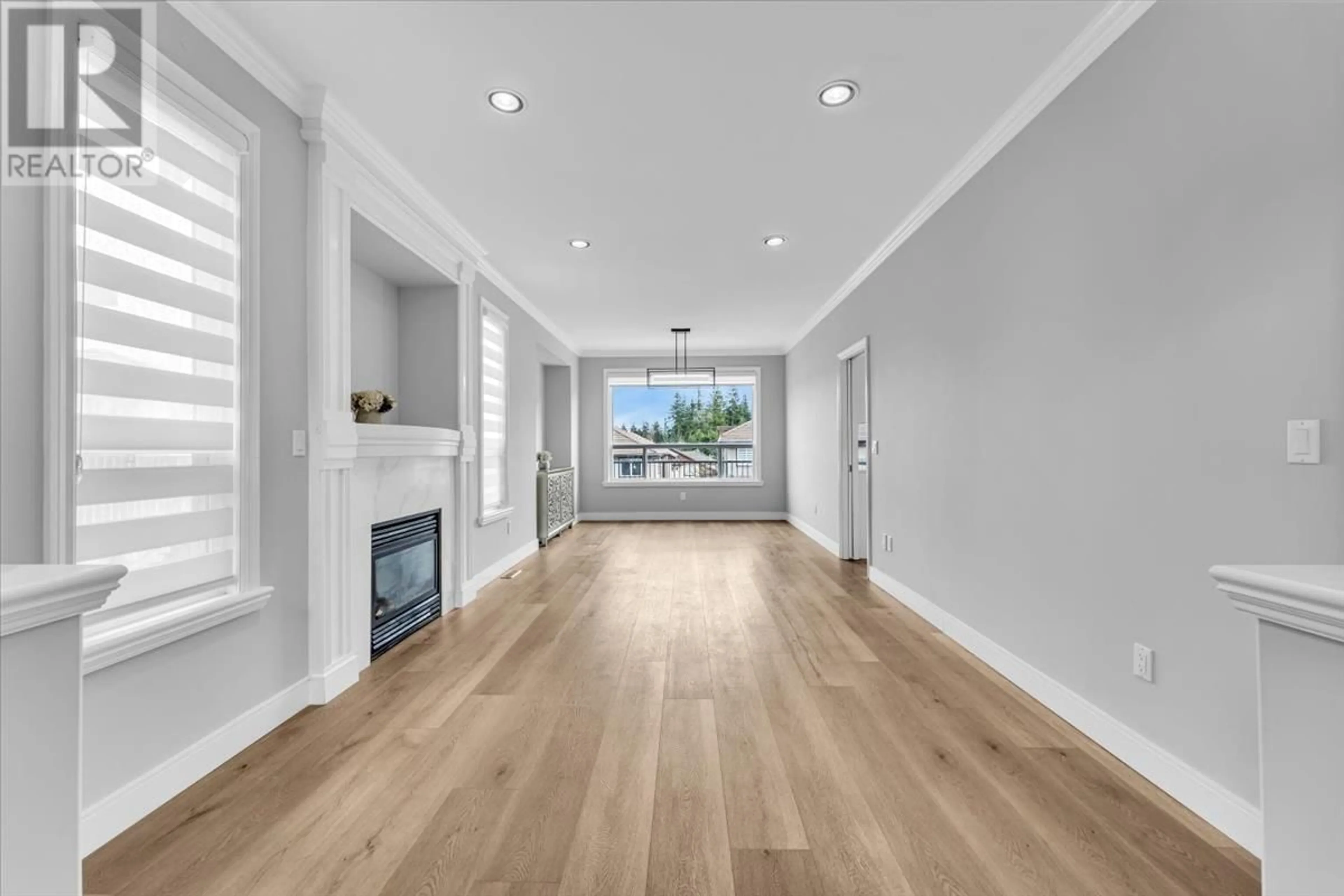 Indoor entryway for 2085 BERKSHIRE CRESCENT, Coquitlam British Columbia V3E3N5