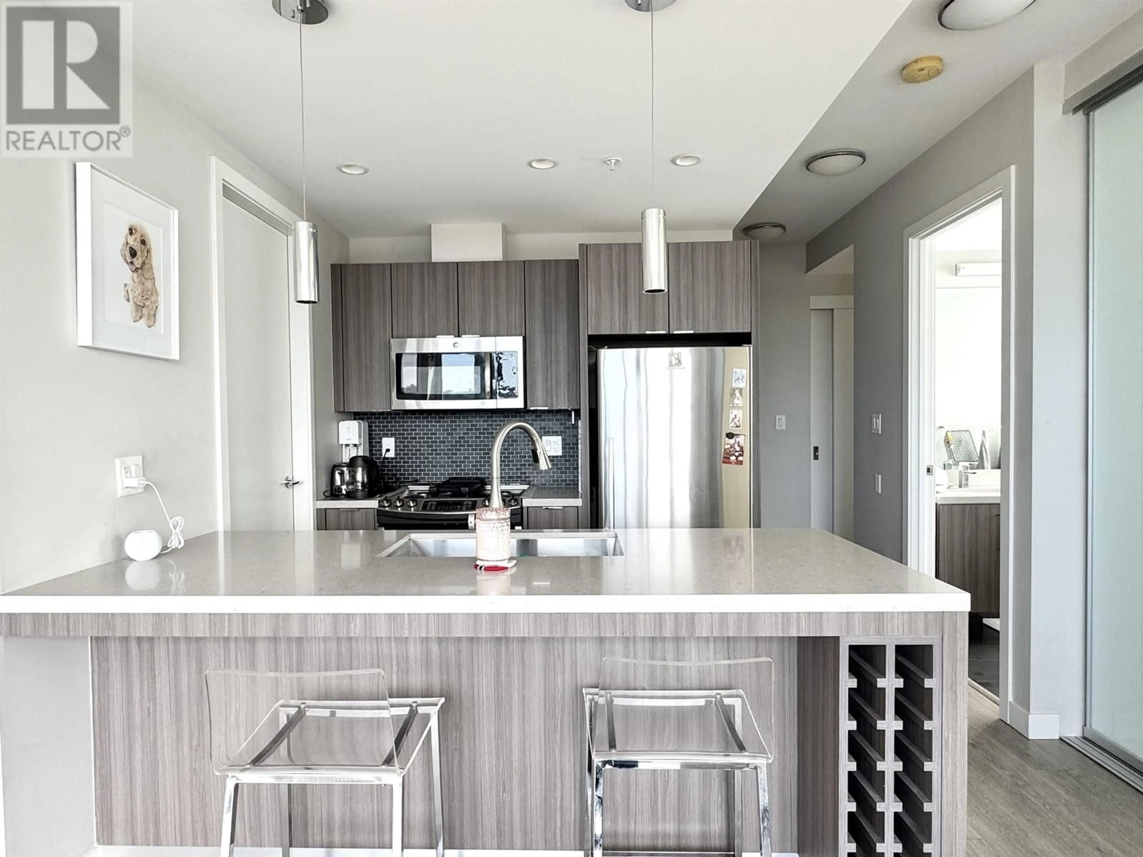 Contemporary kitchen, unknown for 1001 - 1788 ONTARIO STREET, Vancouver British Columbia V5T0G3