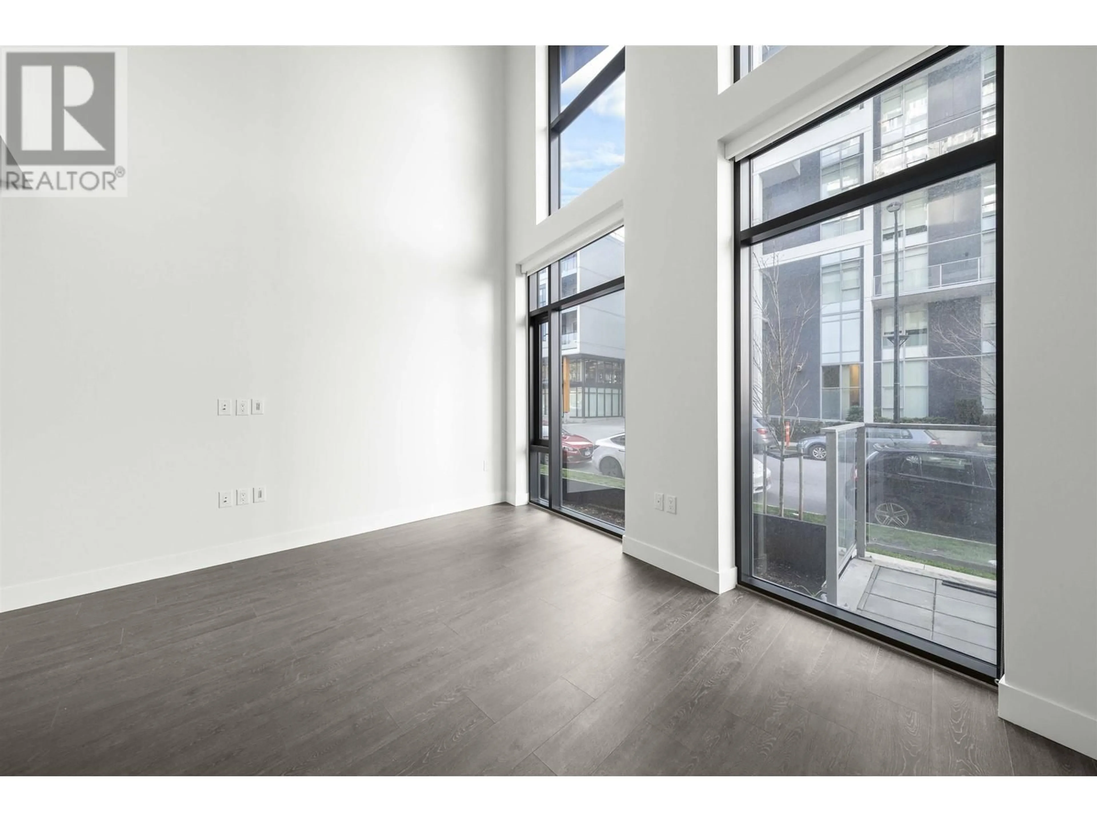 Indoor foyer for 8577 RIVERGRASS DRIVE, Vancouver British Columbia V5S0J7