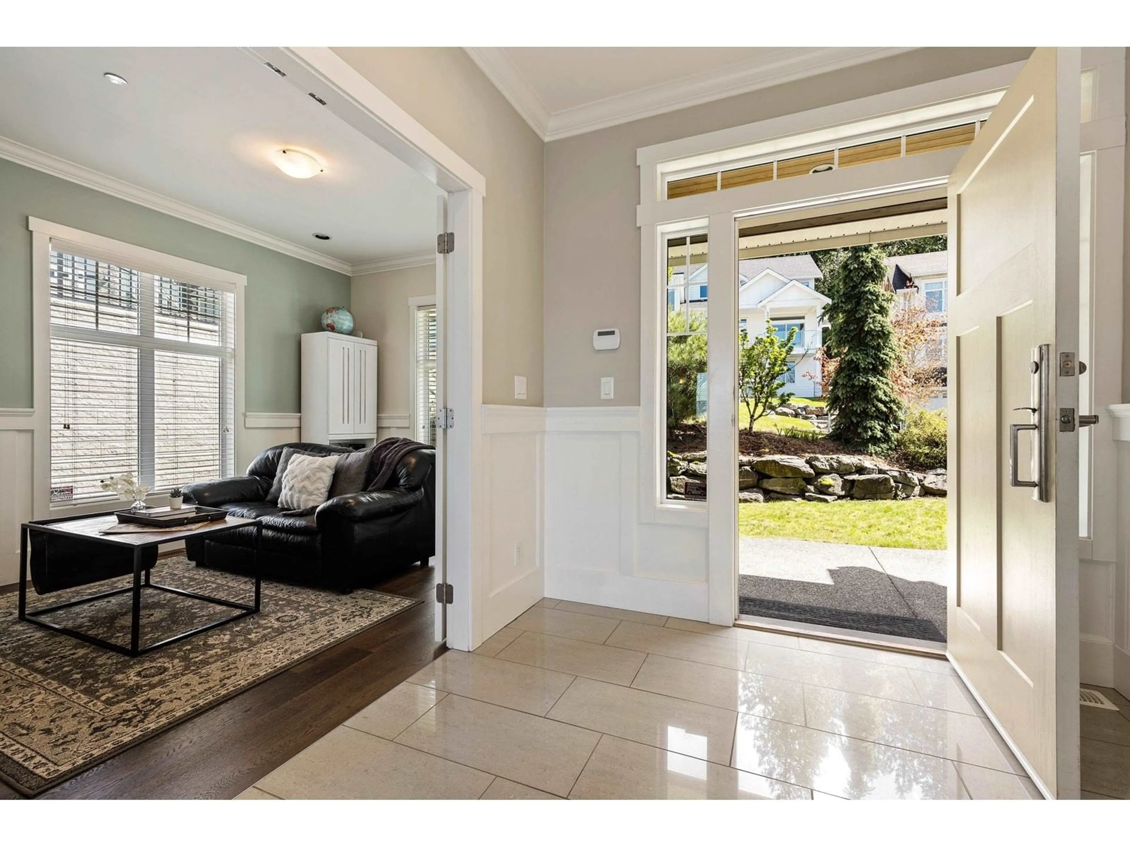 Indoor entryway for 50473 KINGSTON DRIVE, Chilliwack British Columbia V4Z0C2