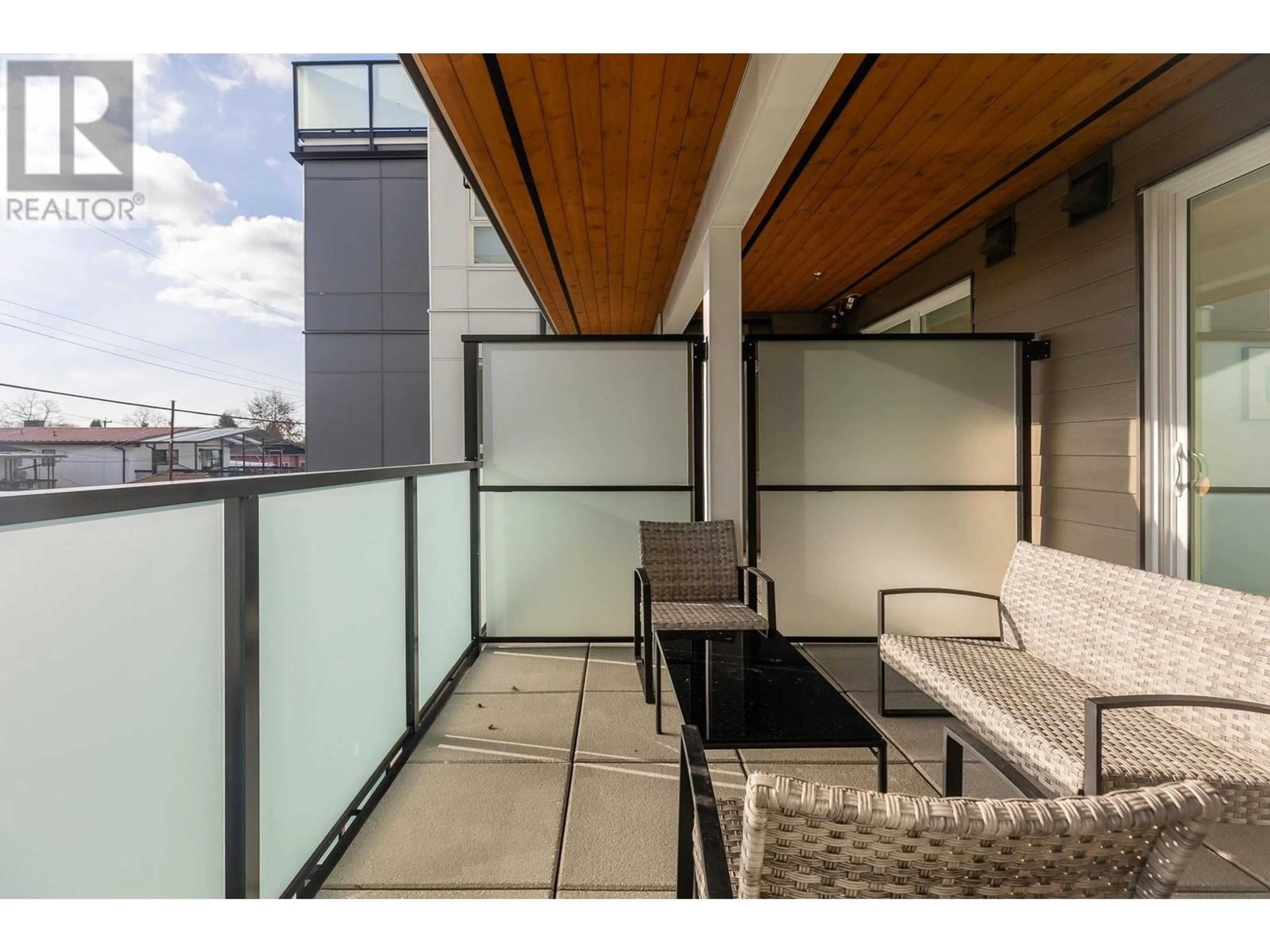 Patio, street for 204 - 4933 CLARENDON STREET, Vancouver British Columbia V5R3J3