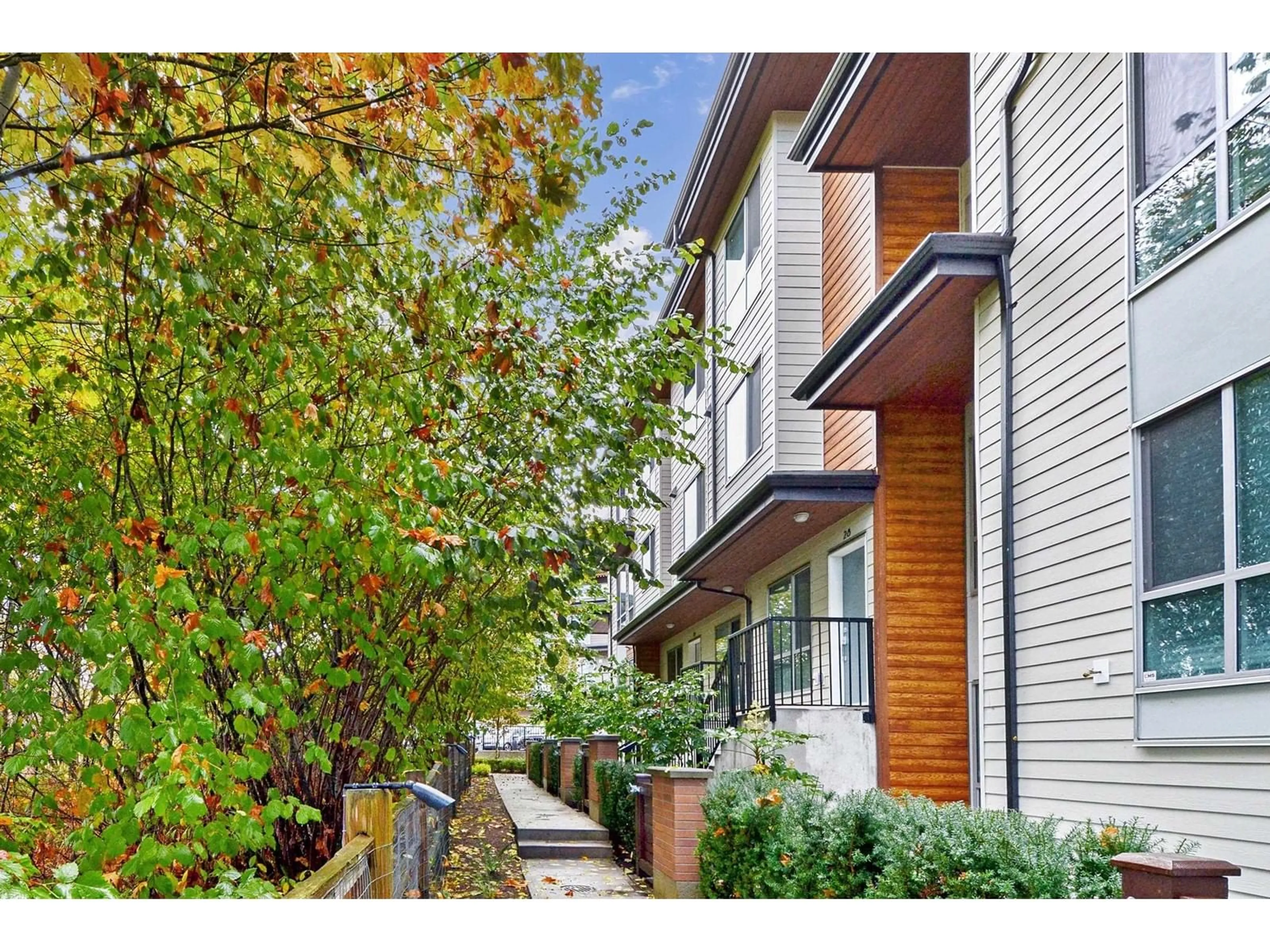 Patio, street for 28 - 15775 MOUNTAIN VIEW, Surrey British Columbia V3Z0W7