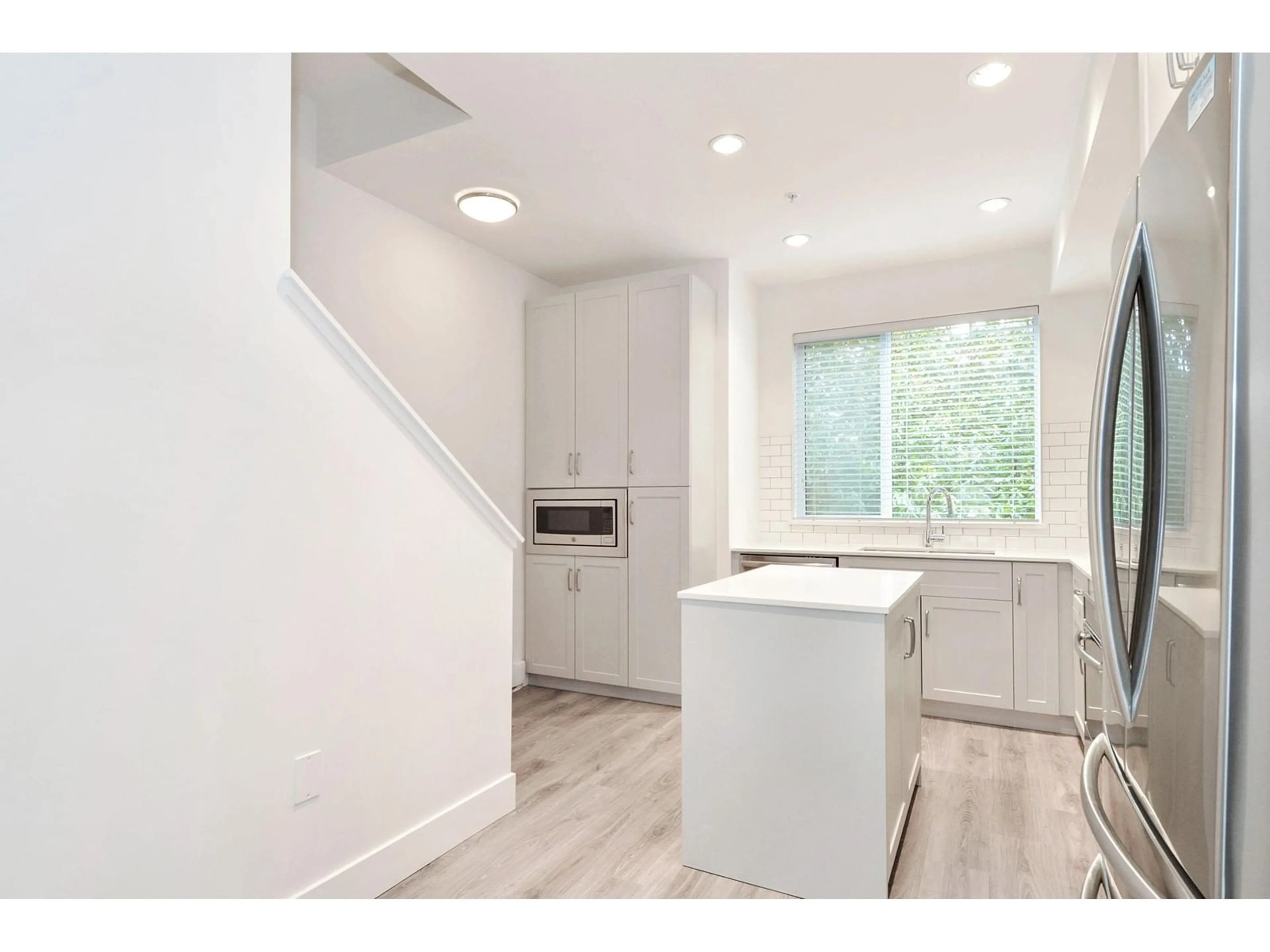 Open concept kitchen, unknown for 28 - 15775 MOUNTAIN VIEW, Surrey British Columbia V3Z0W7