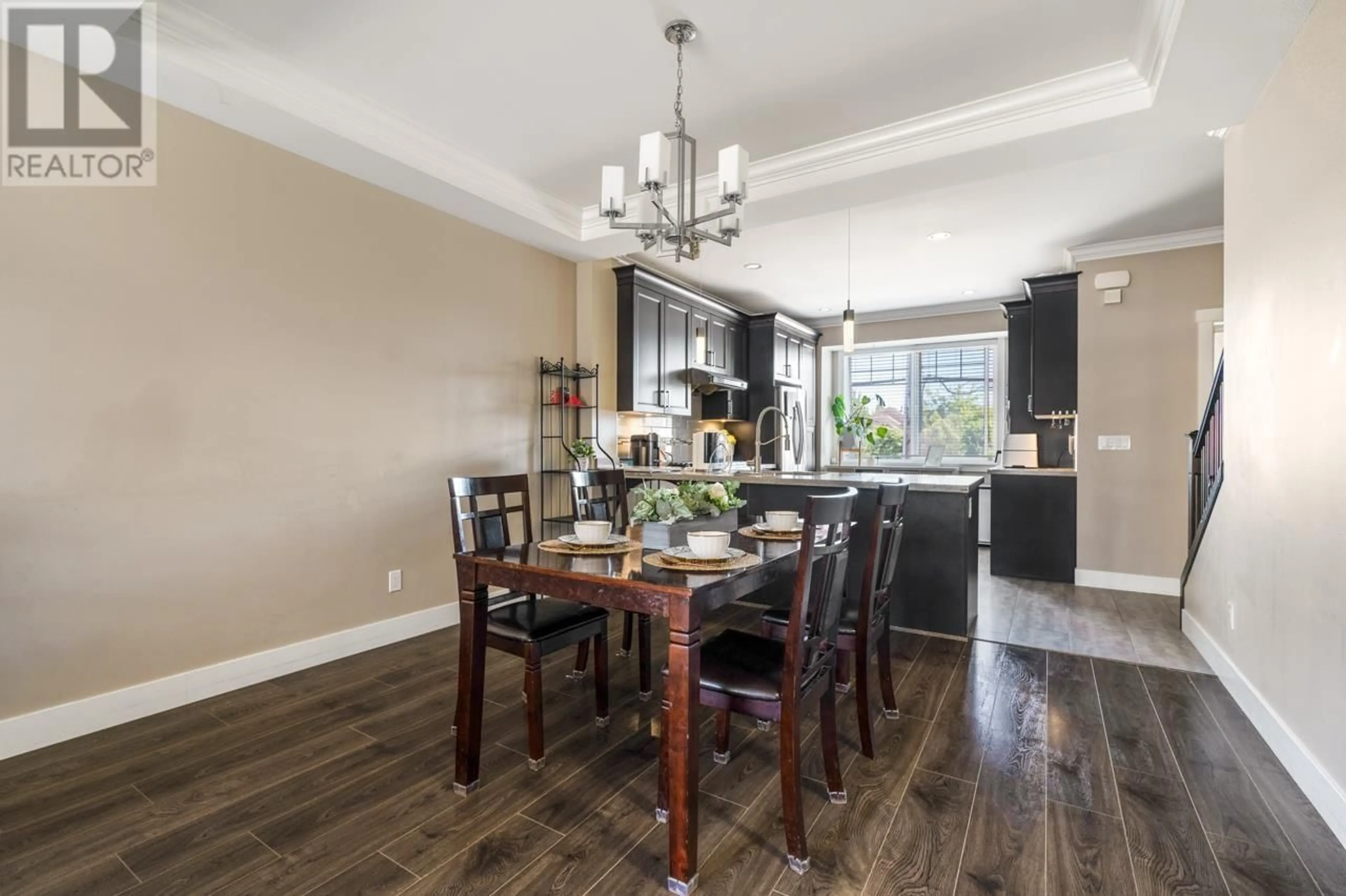 Open concept kitchen, wood/laminate floor for 11 - 9733 BLUNDELL ROAD, Richmond British Columbia V6Y1K8