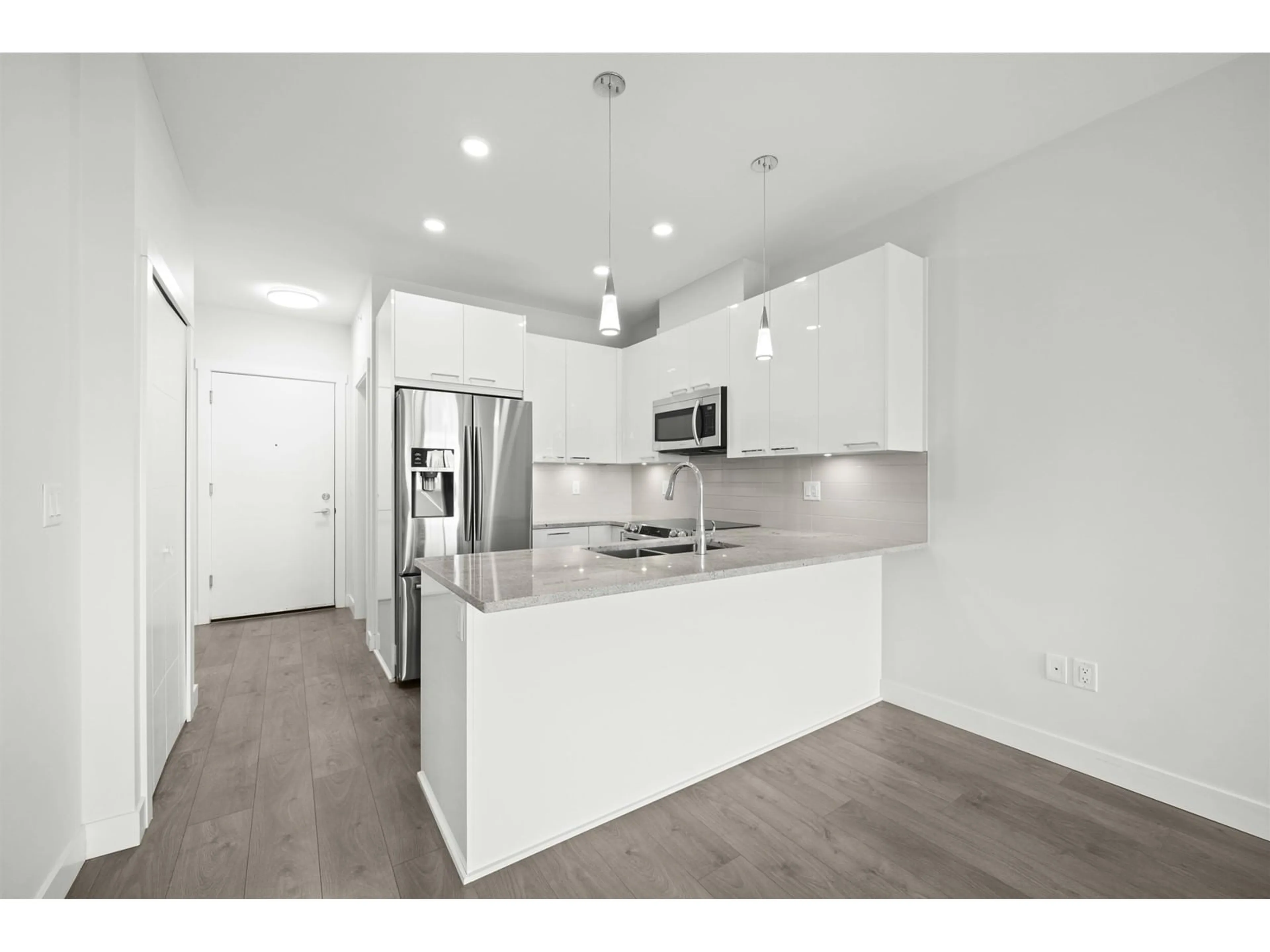 Open concept kitchen, unknown for 519 - 20686 EASTLEIGH, Langley British Columbia V3A0M4