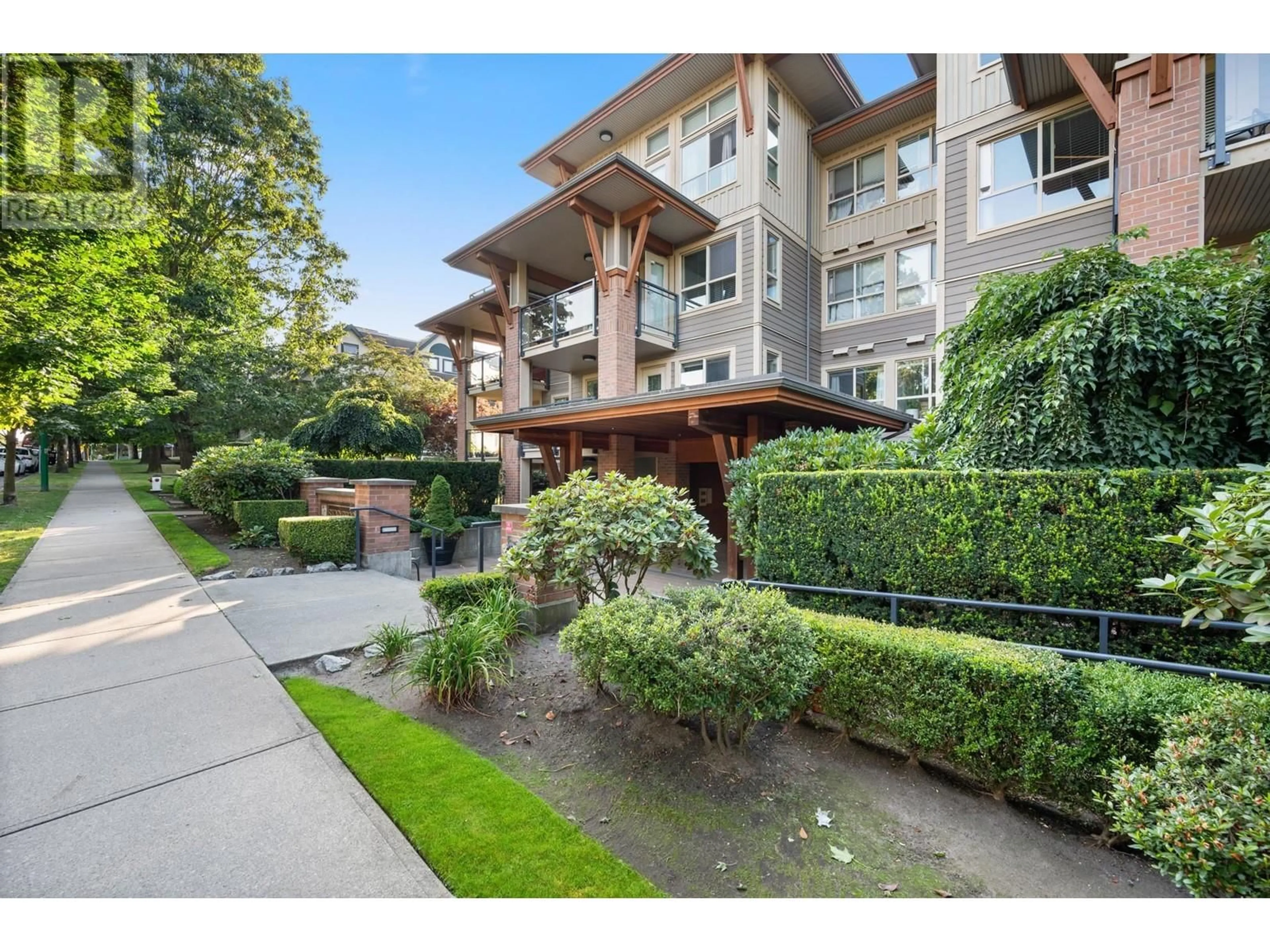 Patio, street for 301 - 7131 STRIDE AVENUE, Burnaby British Columbia V3N0E3