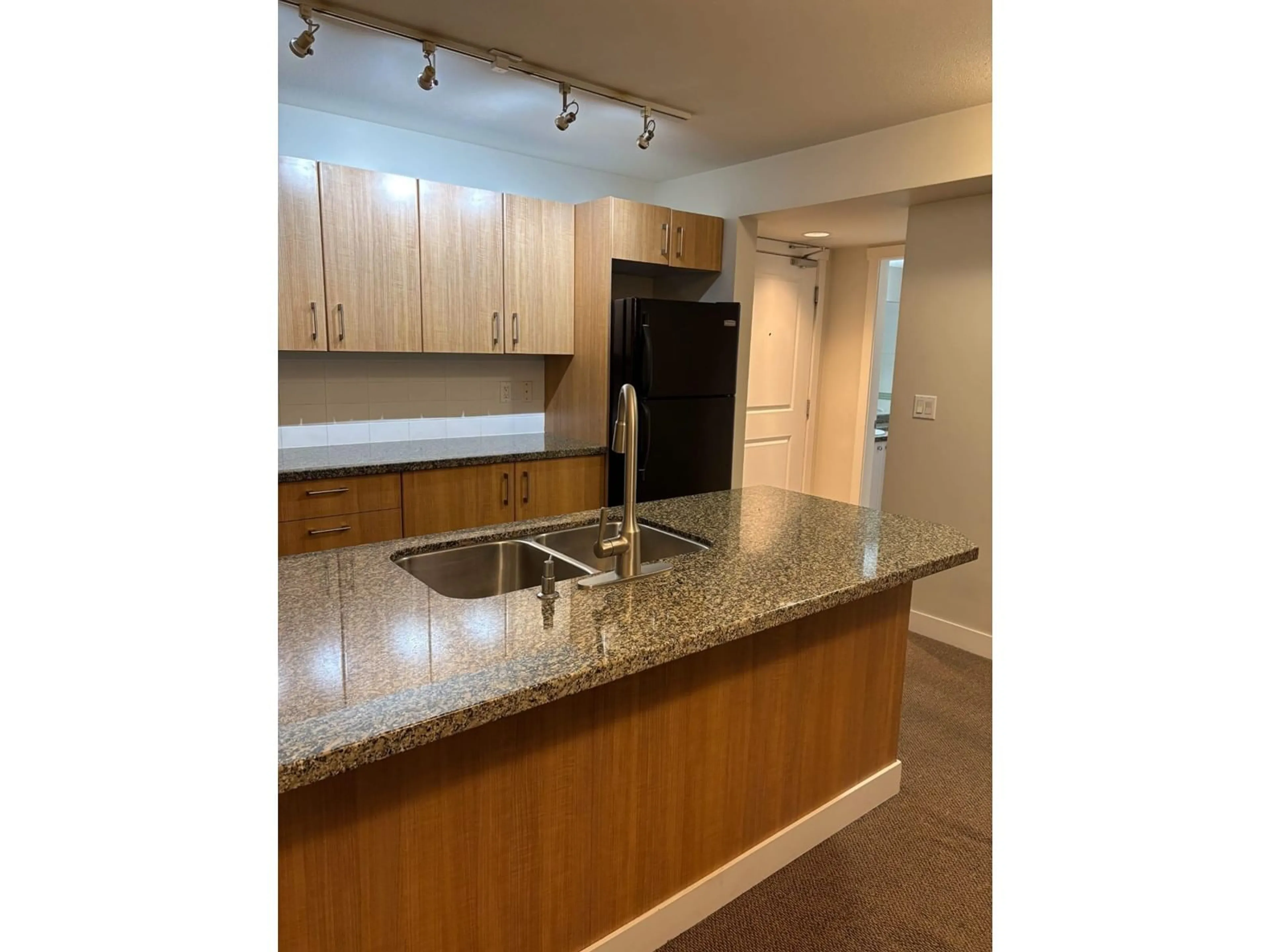 Open concept kitchen, unknown for 314 - 45555 YALE ROAD, Chilliwack British Columbia V2P0A9