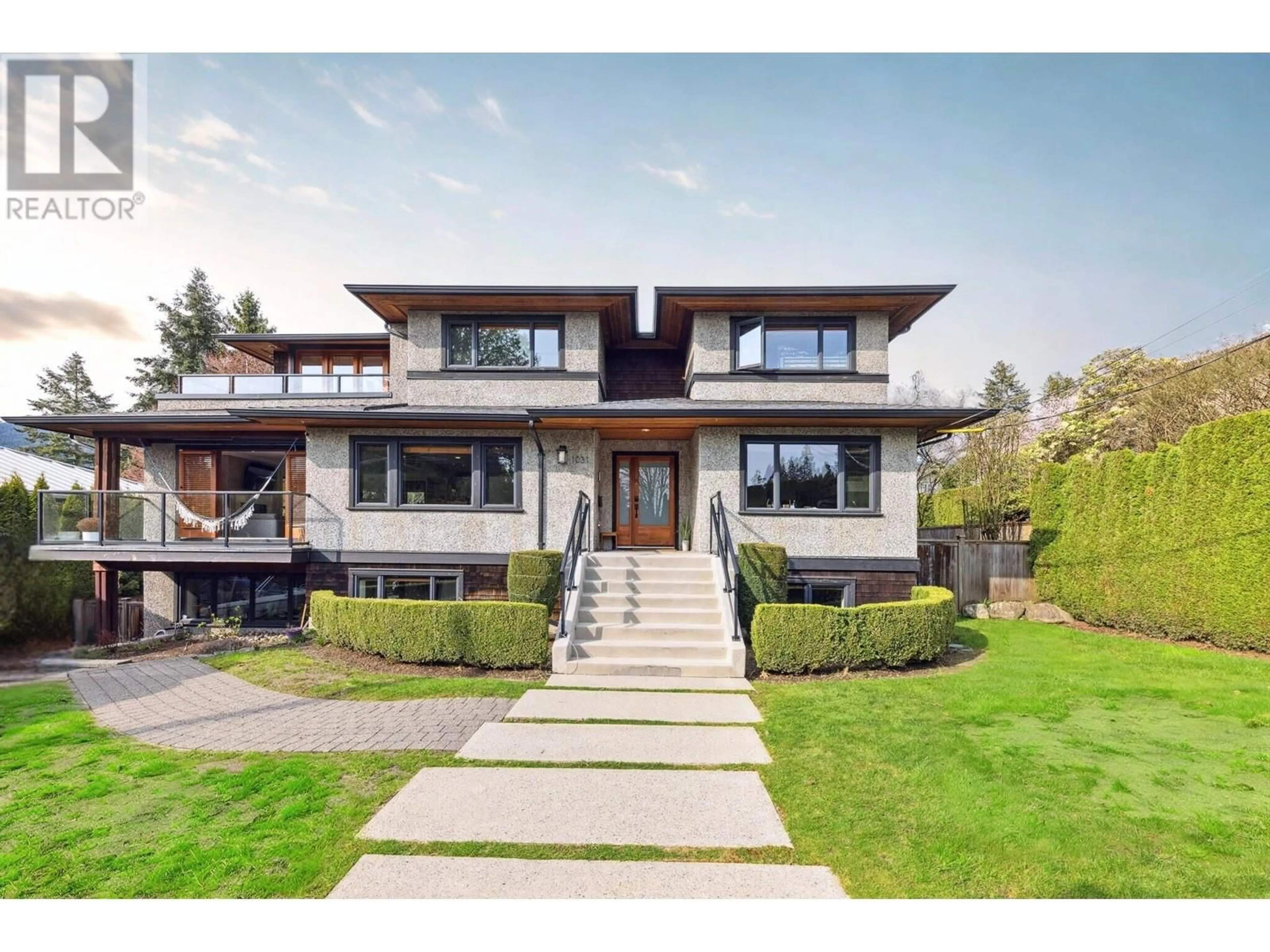 Home with brick exterior material, street for 1031 INGLEWOOD AVENUE, West Vancouver British Columbia V7T1Y1