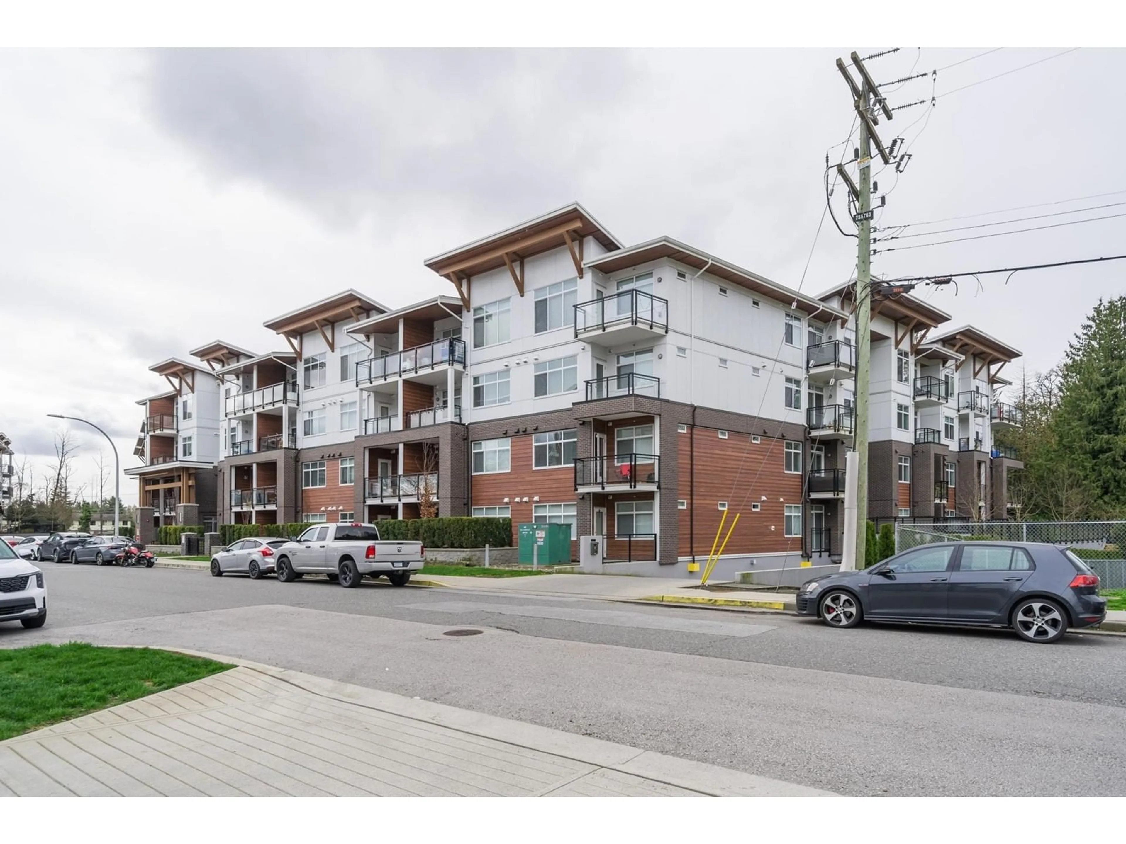 Unknown for 227 - 5415 BRYDON, Langley British Columbia V3A0N4