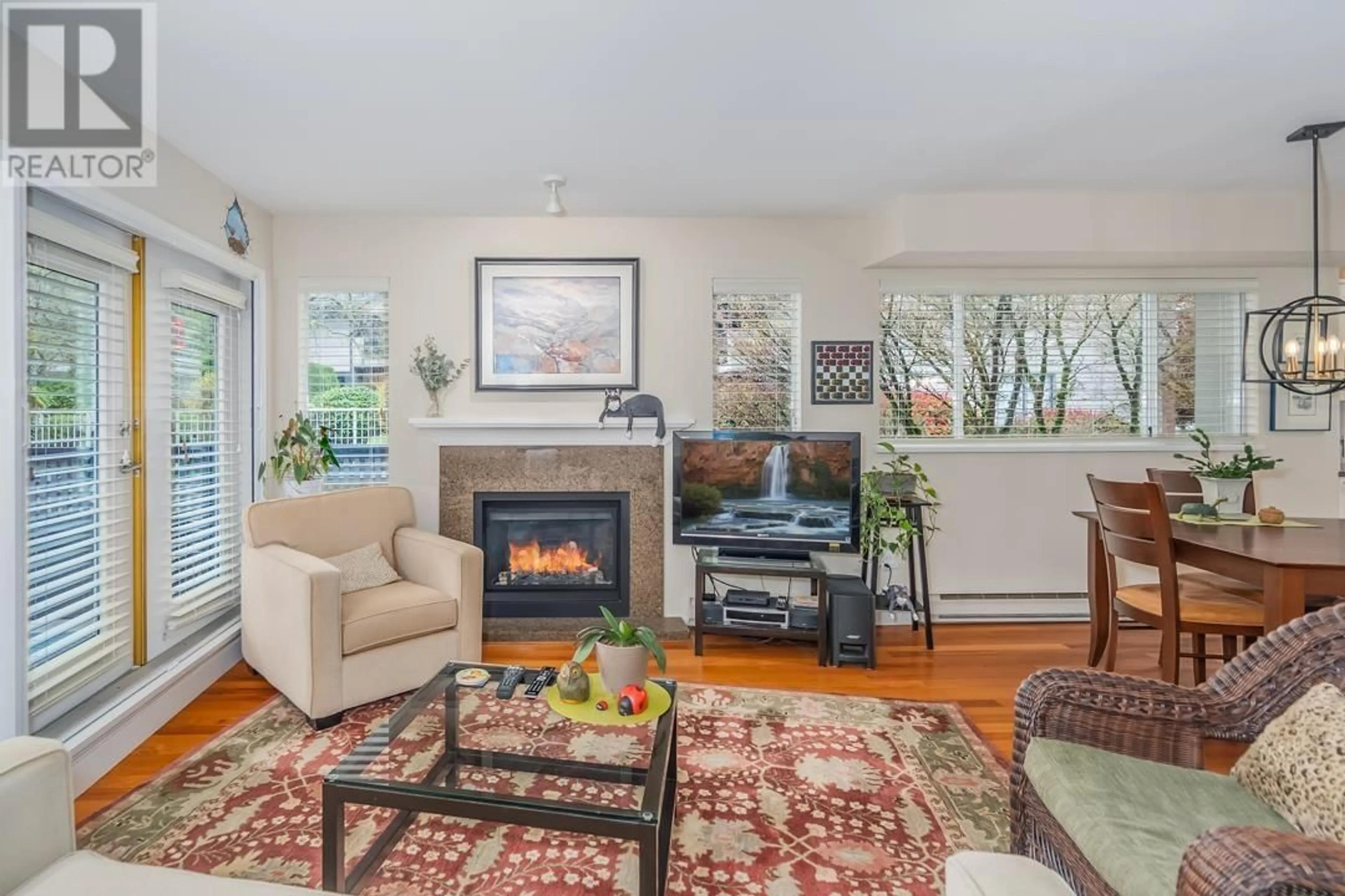 Living room with furniture, unknown for 5632 16 AVENUE, Delta British Columbia V4L1G7