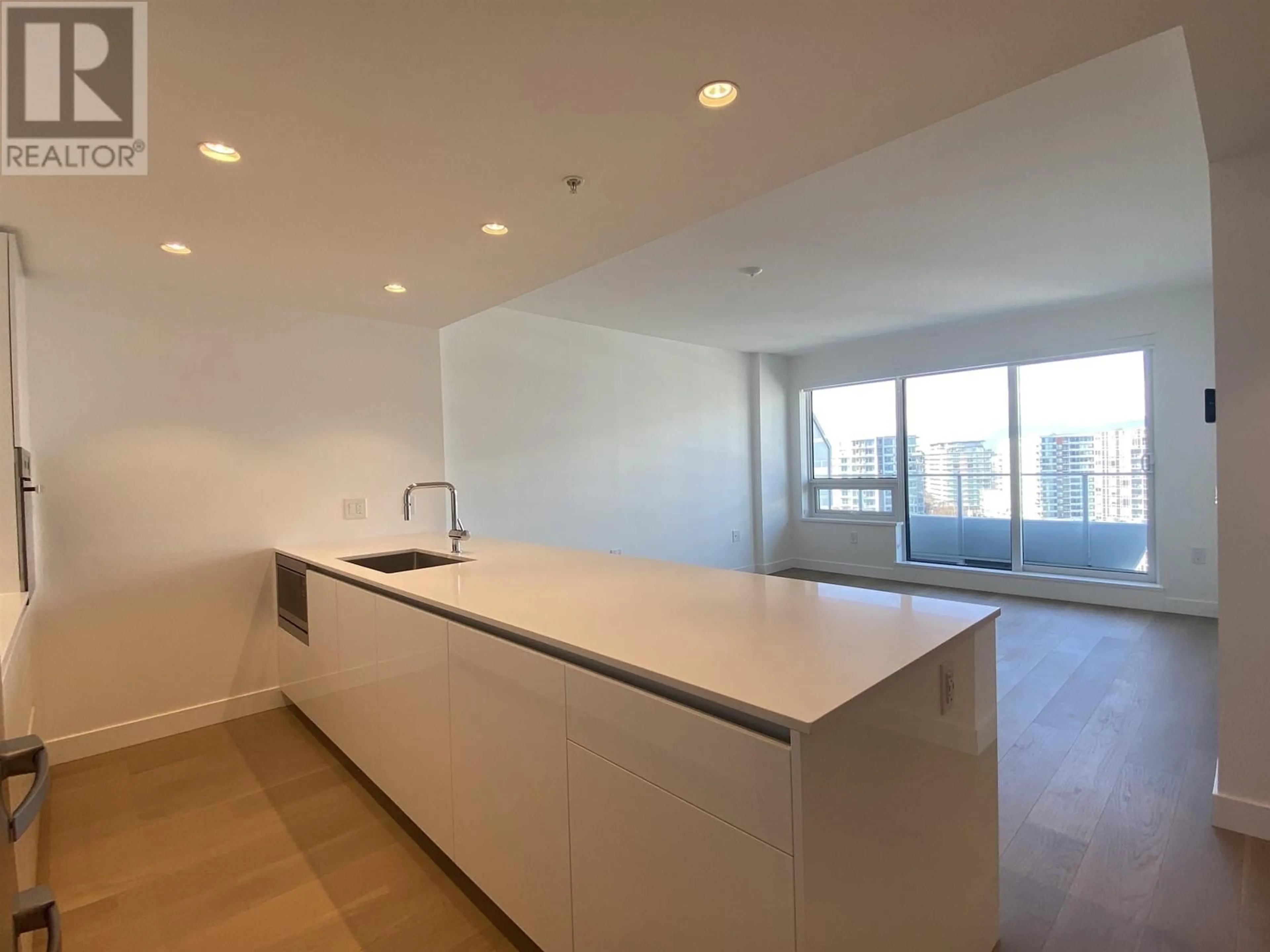 Unknown for 1604 - 5788 GILBERT ROAD, Richmond British Columbia V6X1B7