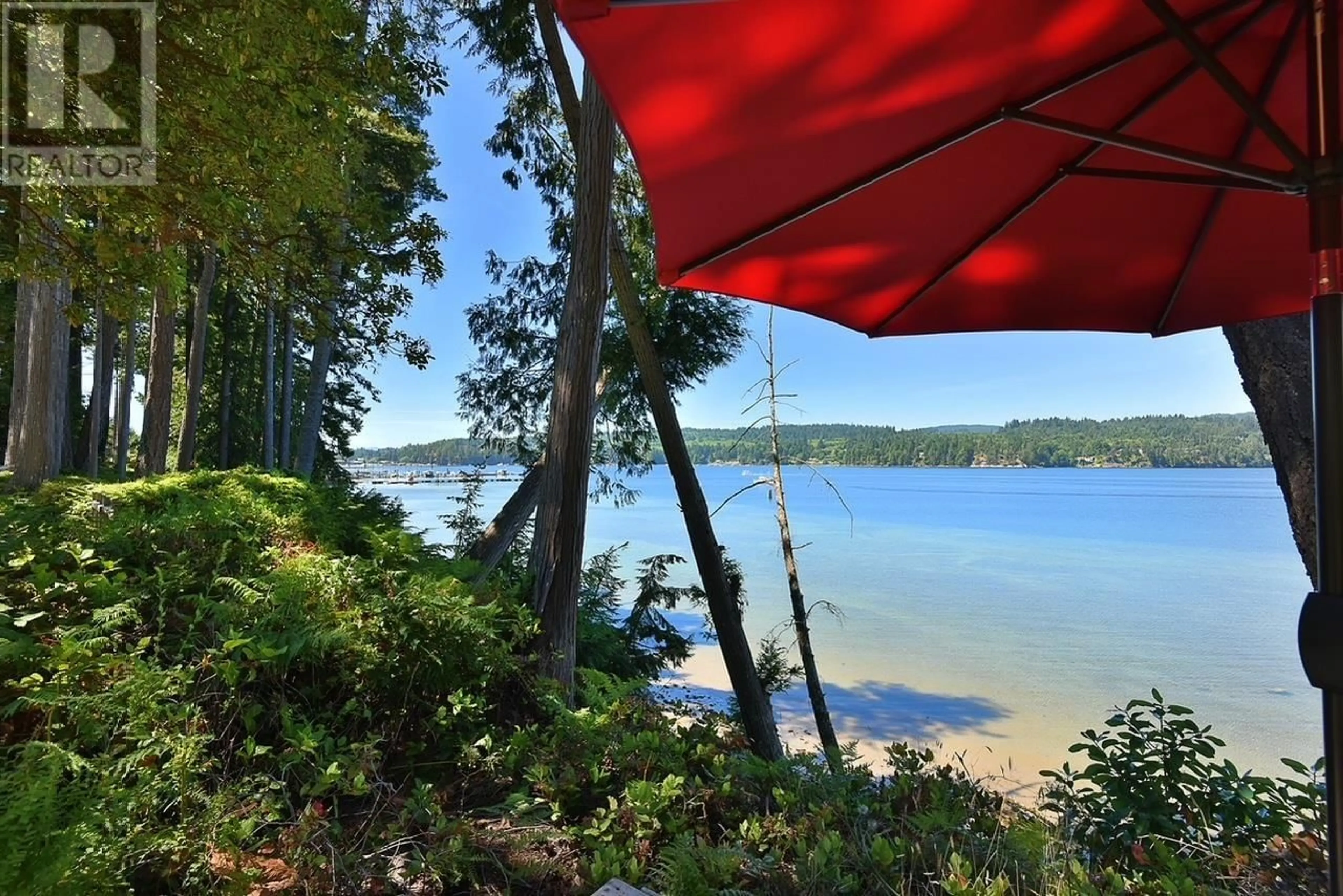 Patio, water/lake/river/ocean view for 6109 SECHELT INLET ROAD, Sechelt British Columbia V7Z0P5