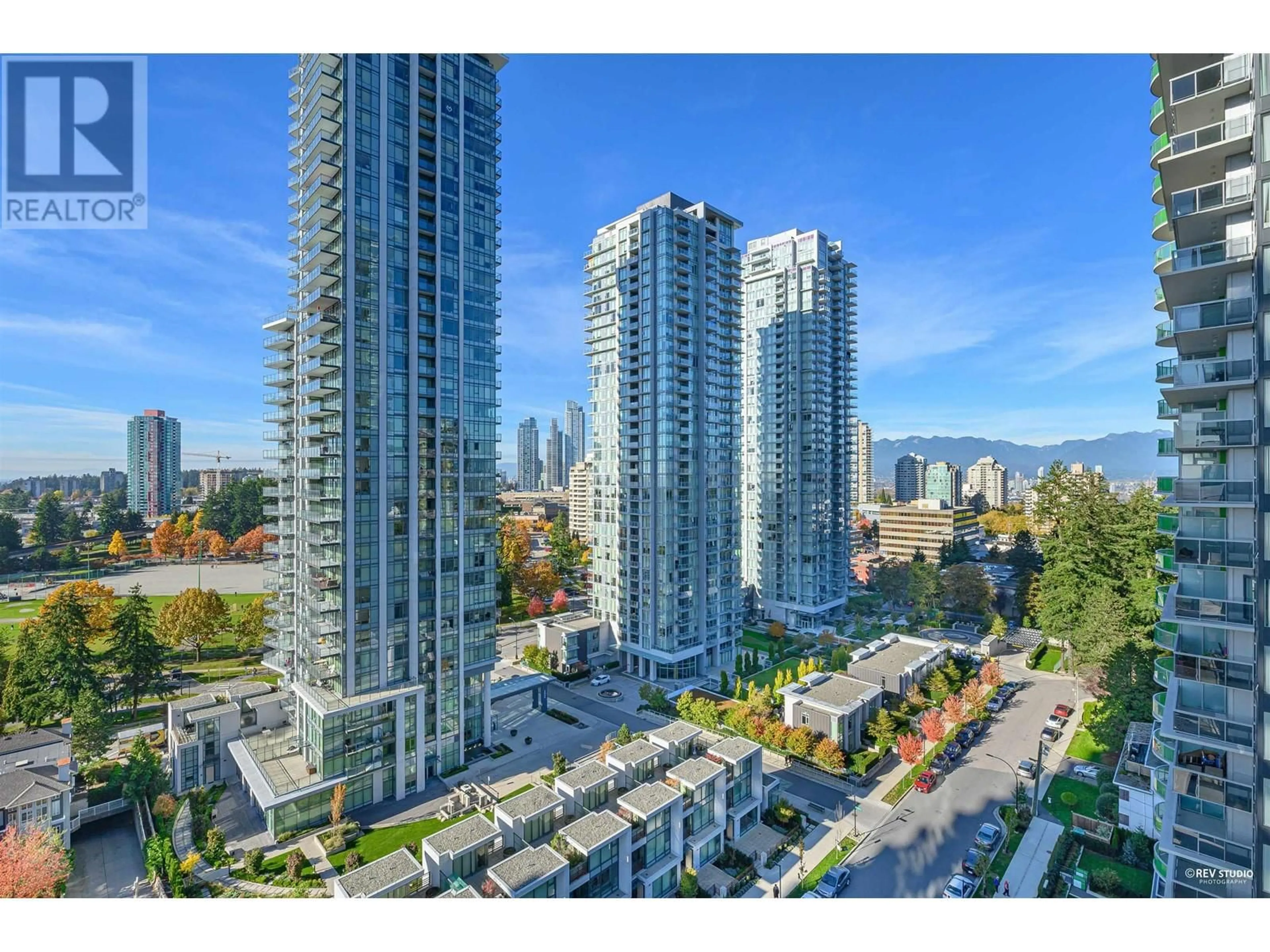 A pic from outside/outdoor area/front of a property/back of a property/a pic from drone, city buildings view from balcony for 1503 - 6700 DUNBLANE AVENUE, Burnaby British Columbia V5H0J3