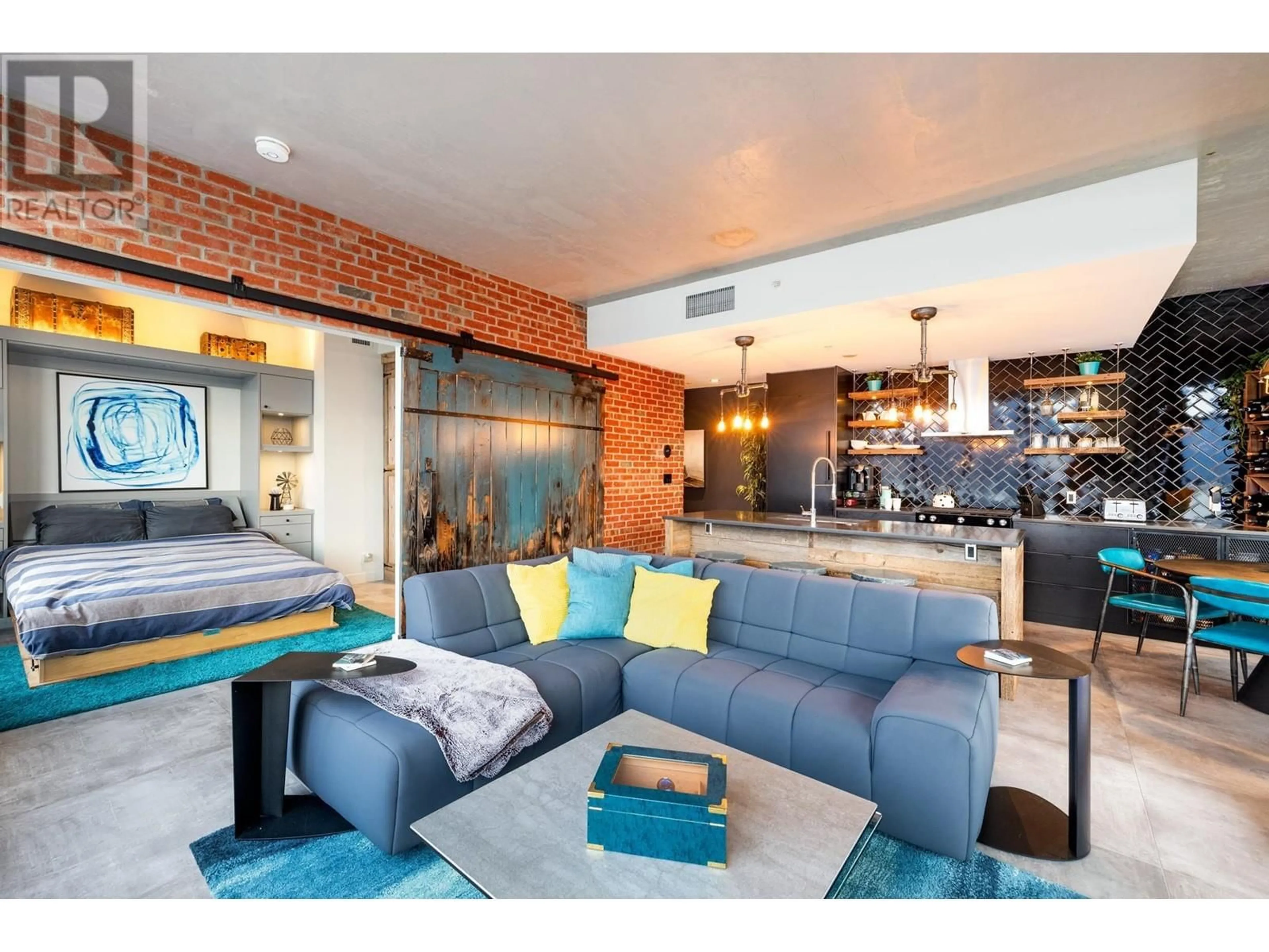 Living room with furniture, unknown for 2909 - 108 CORDOVA STREET, Vancouver British Columbia V6B0G5
